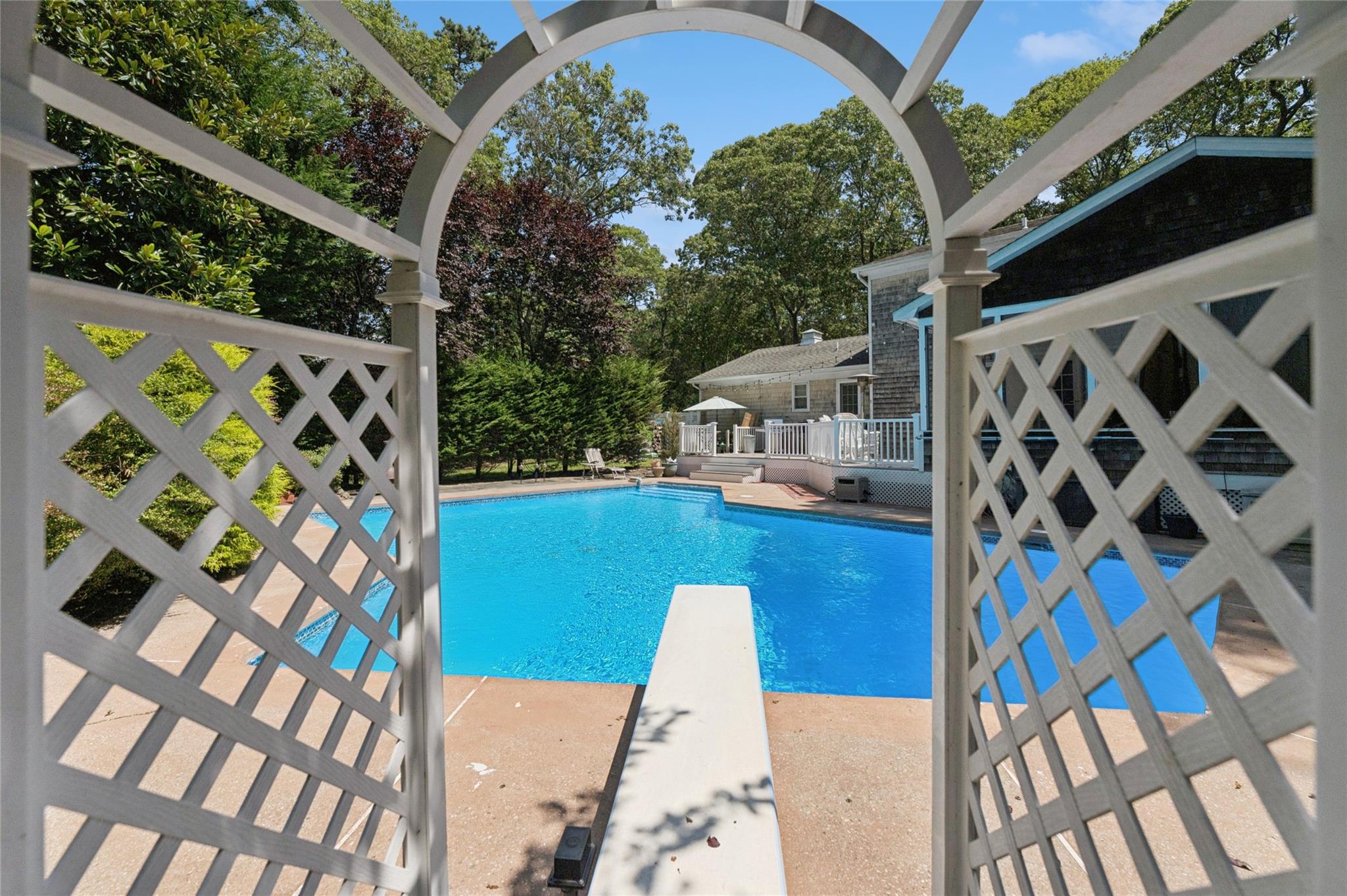 #4 photo, 21 Windwood Court, 東長島 汉普顿 Westhampton , NY 11977