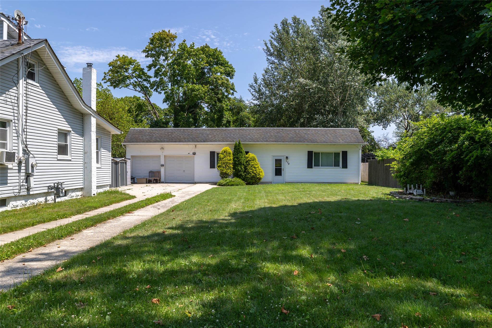 #18 photo, 175 S Dunton Avenue, サフォーク郡 East Patchogue , NY 11772