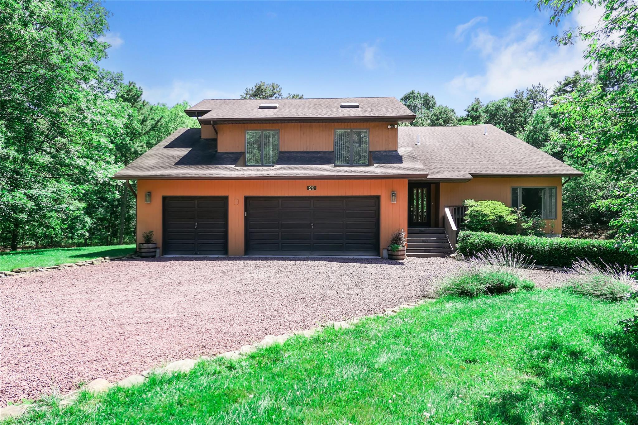 #1 photo, 28 Bellhaven Road, Bellport , NY 11713