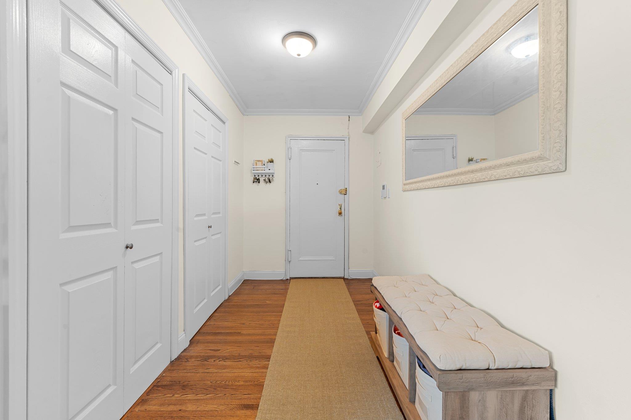 #2 photo, 16 Edwards St, 長島 罗斯林 Roslyn Heights , NY 11577