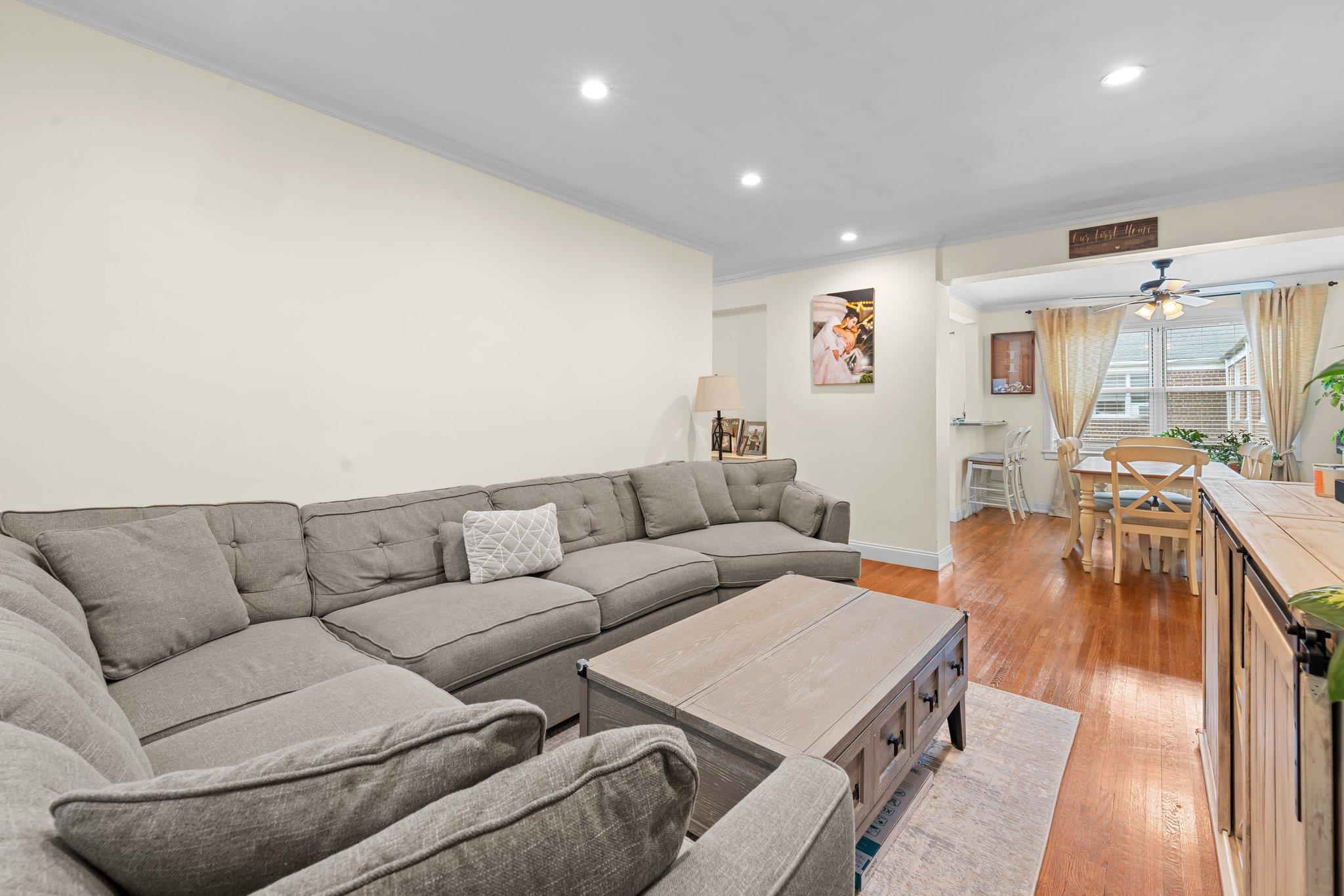 #5 photo, 16 Edwards St, 長島 罗斯林 Roslyn Heights , NY 11577
