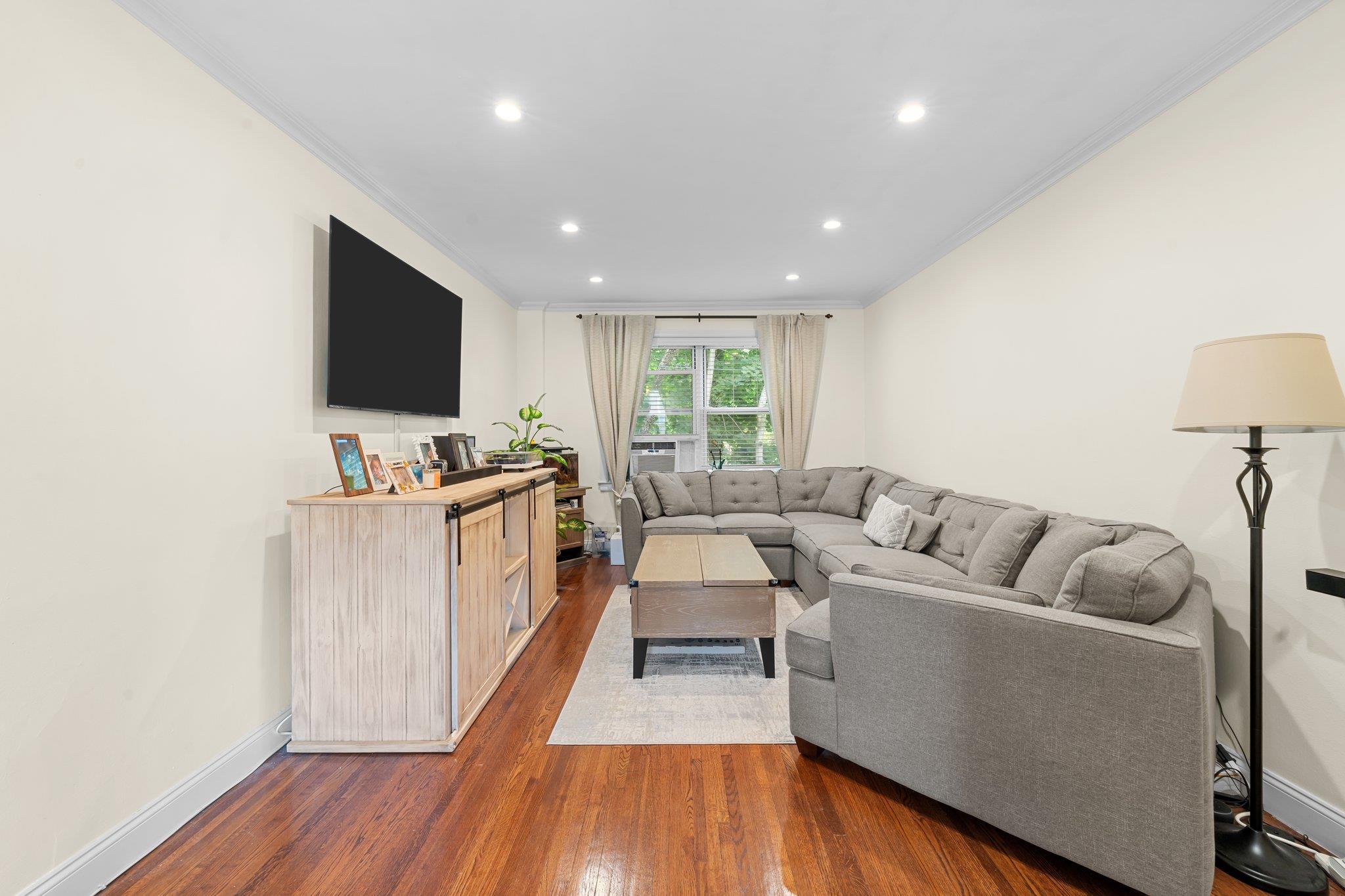 #8 photo, 16 Edwards St, 長島 罗斯林 Roslyn Heights , NY 11577