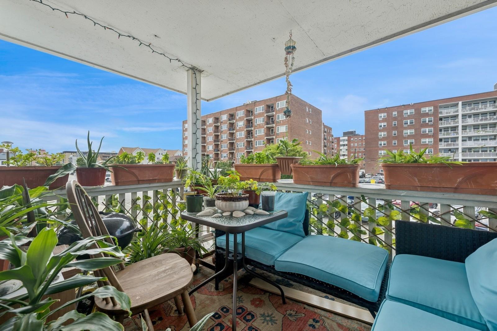 #19 photo, 725 E Broadway, Long Beach , NY 11561