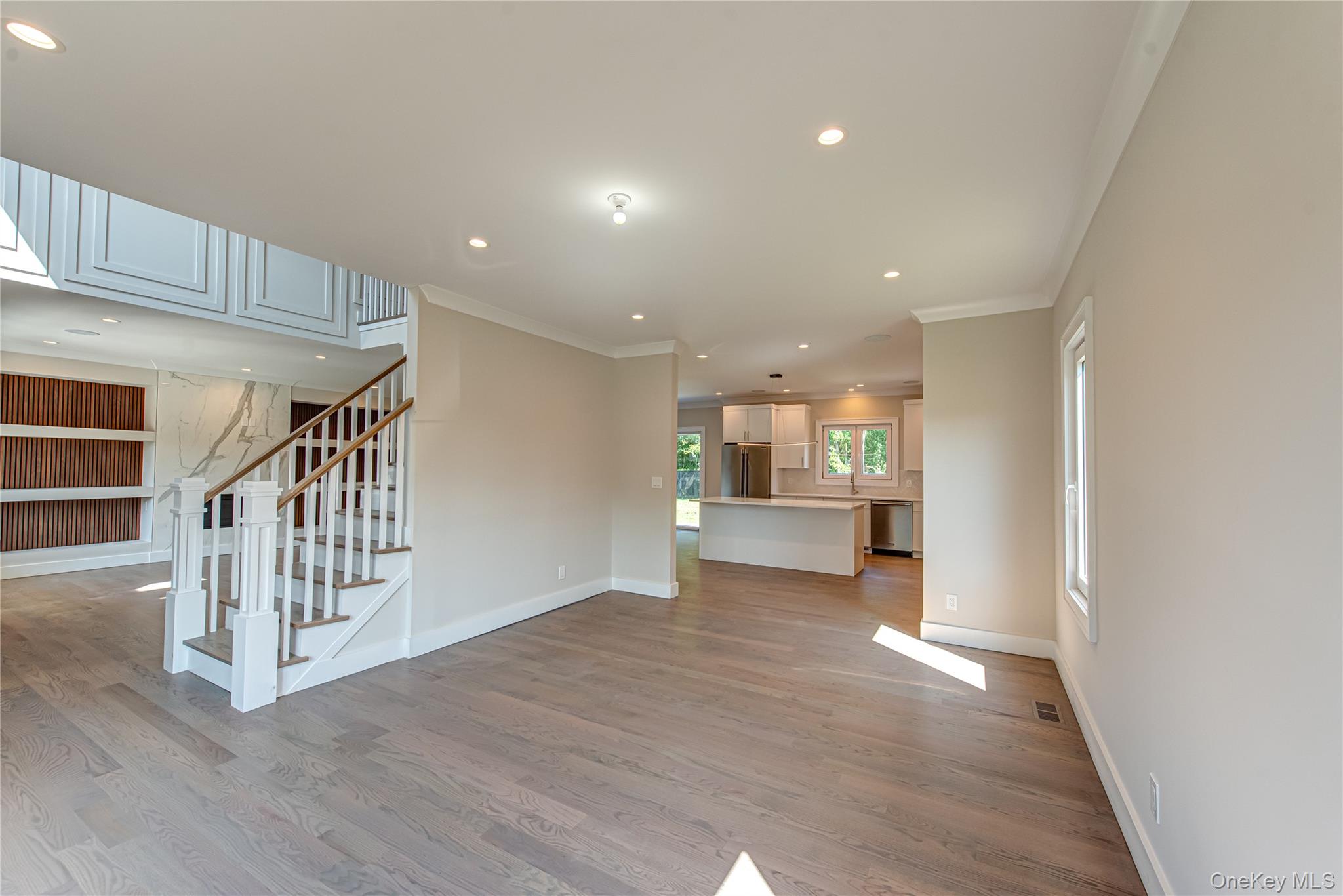 #11 photo, 9 E Madison Street, 东长岛 东艾斯利普 East Islip , NY 11730