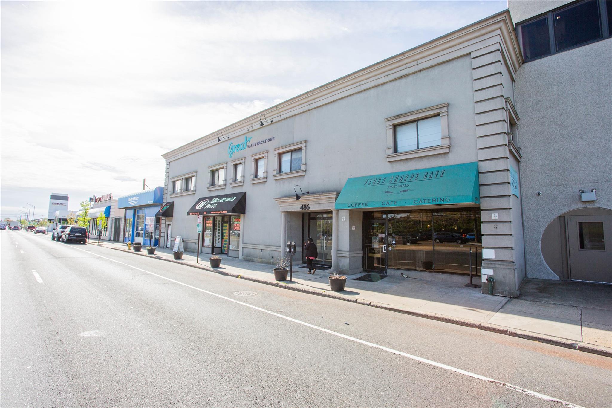 #1 photo, 486 Sunrise Highway, Rockville Centre , NY 11570