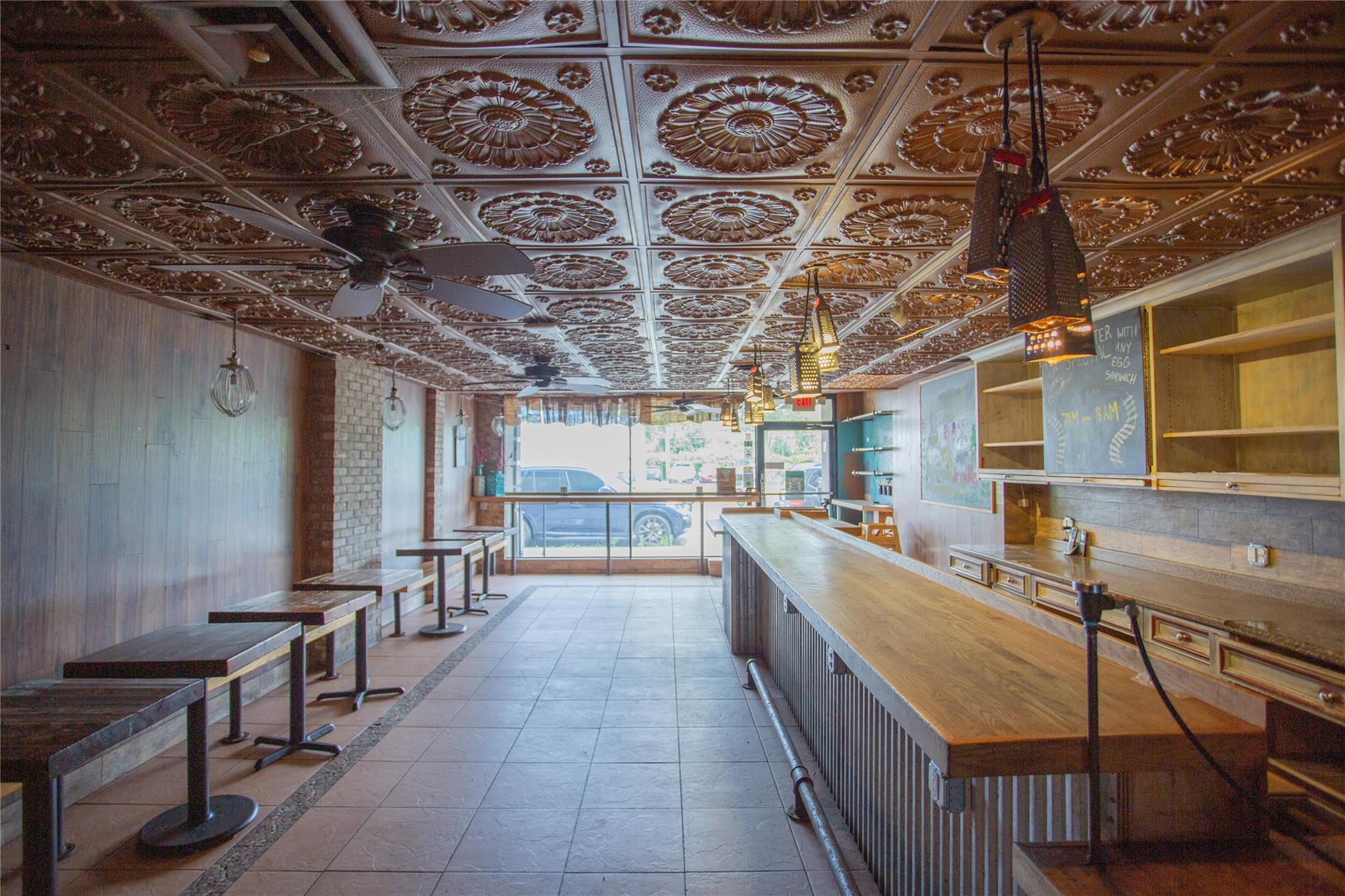 #8 photo, 486 Sunrise Highway, ナッソー郡 Rockville Centre , NY 11570