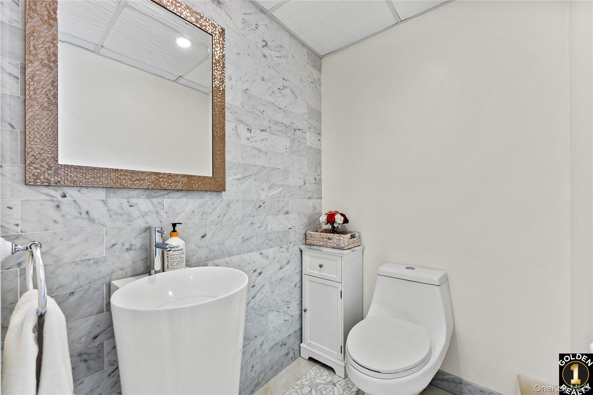 #11 photo, 115-18 Mayfair Road, クイーンズ区 Kew Gardens , NY 11418