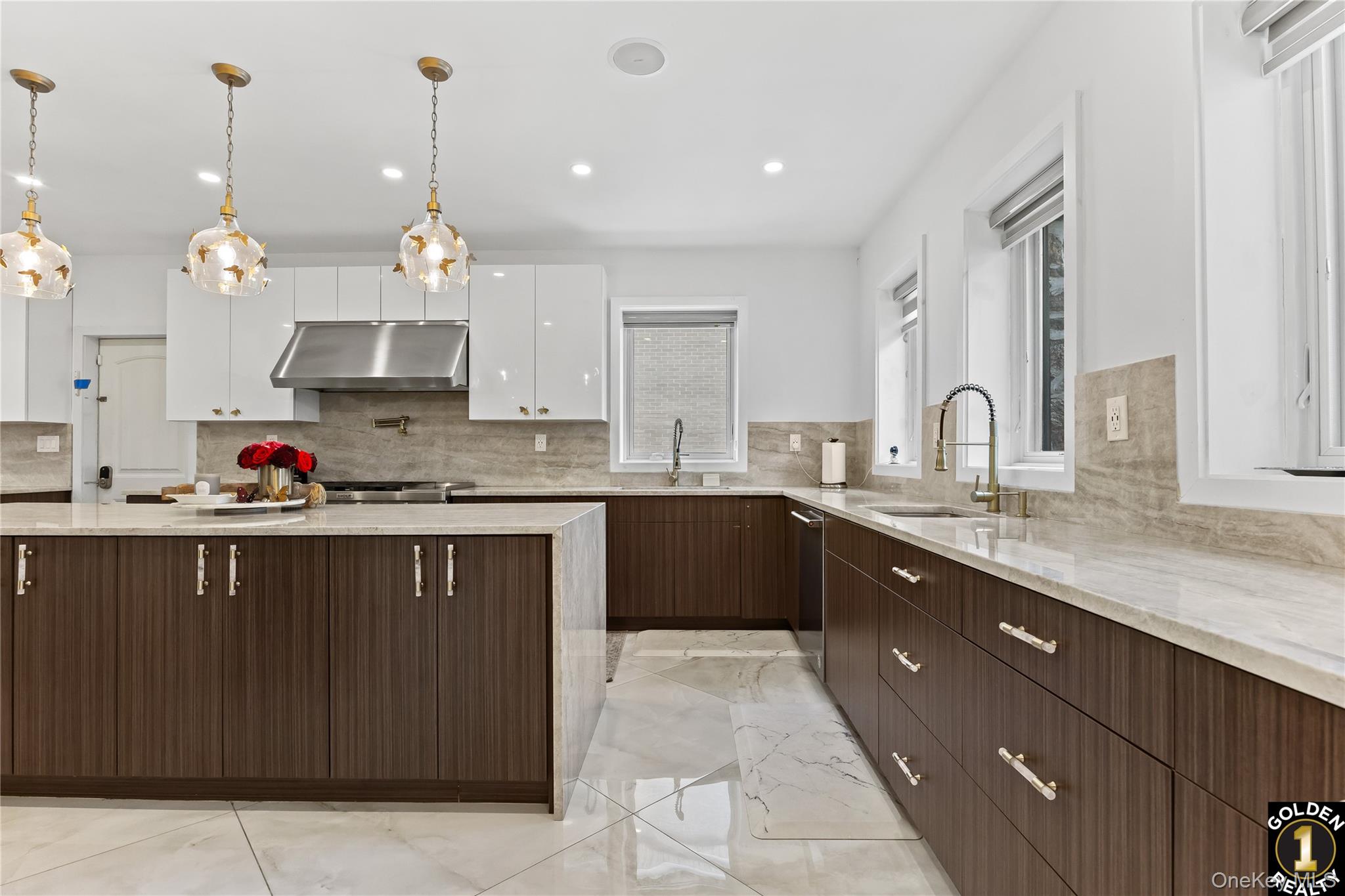 #13 photo, 115-18 Mayfair Road, クイーンズ区 Kew Gardens , NY 11418