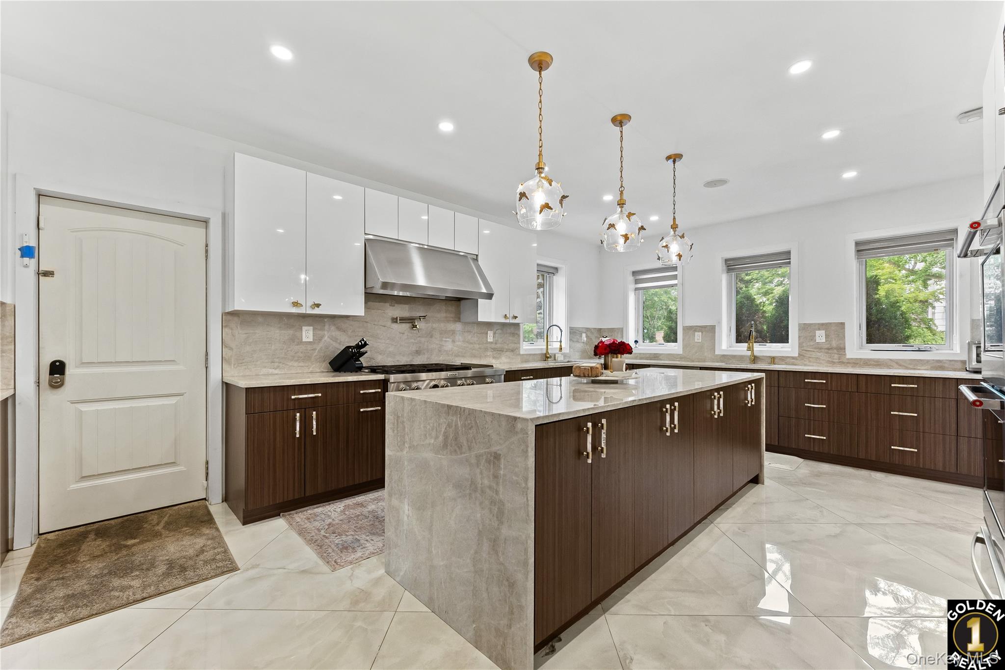 #14 photo, 115-18 Mayfair Road, クイーンズ区 Kew Gardens , NY 11418