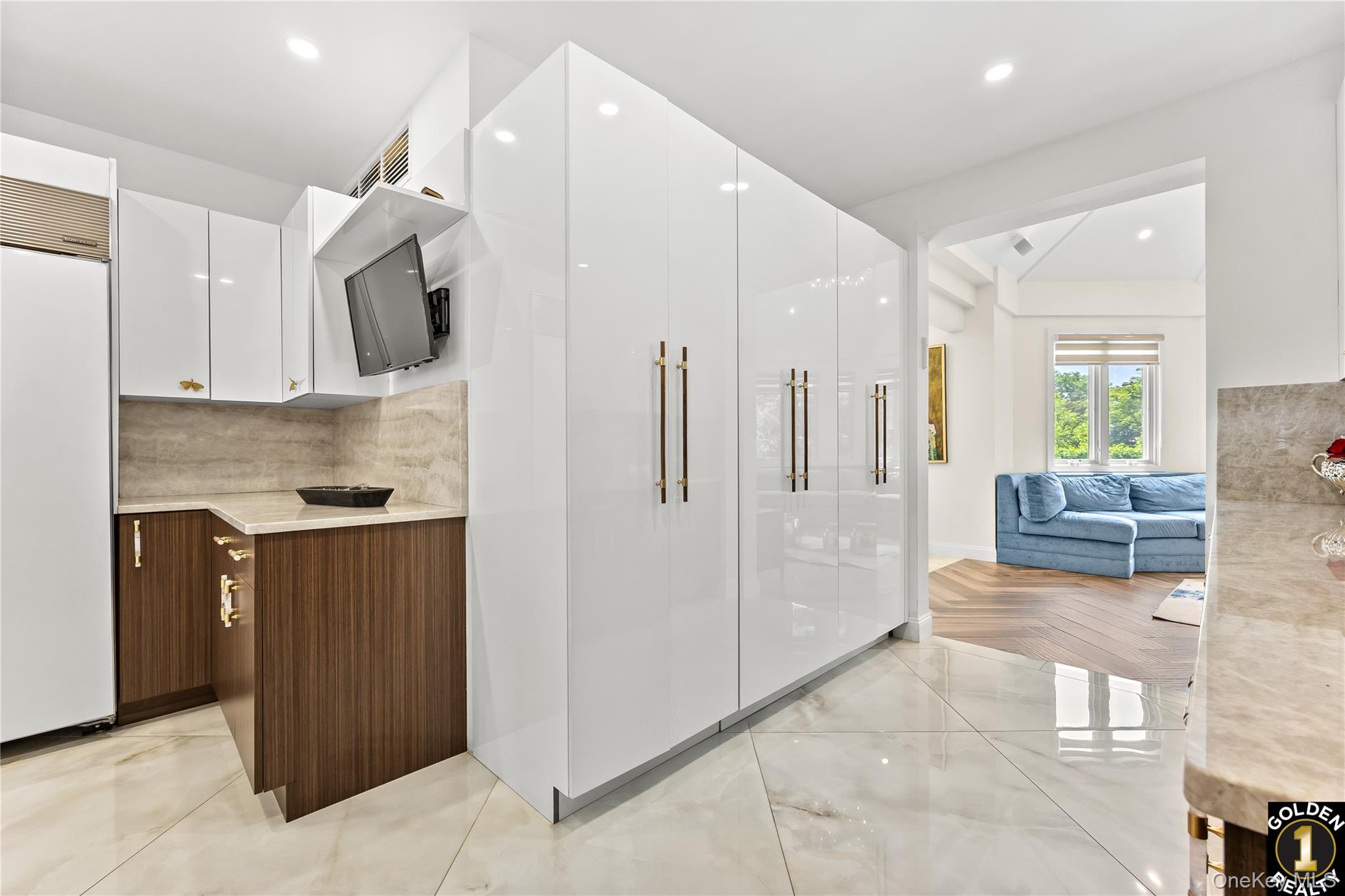 #17 photo, 115-18 Mayfair Road, クイーンズ区 Kew Gardens , NY 11418