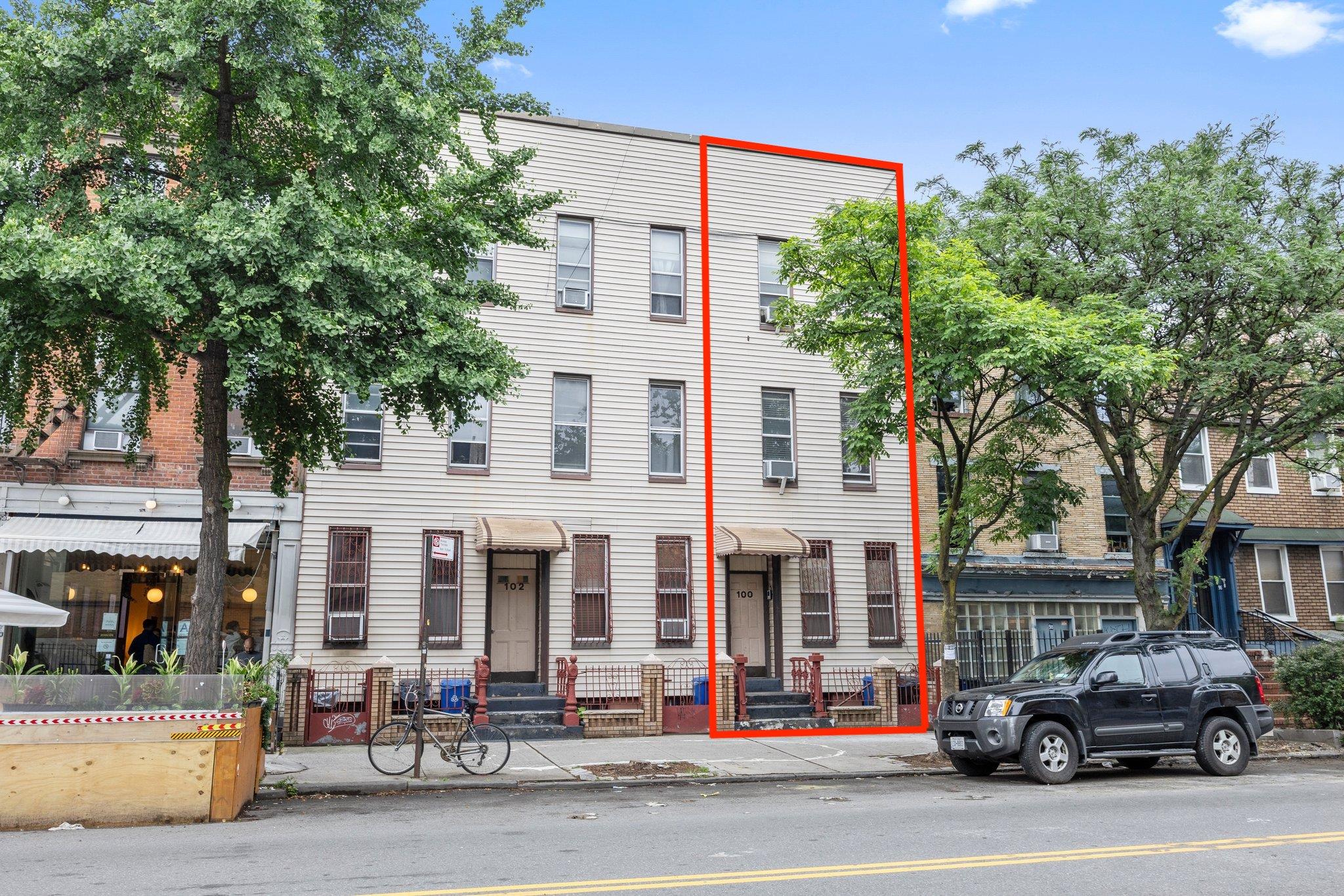 #2 photo, 100 Roebling Street, Brooklyn , NY 11211