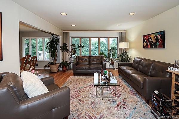 #8 photo, 17 Harvard Drive, ナッソー郡 Woodbury , NY 11797