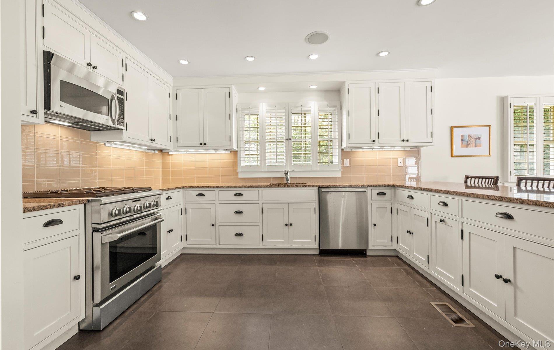 #17 photo, 32 Cobblefield Lane, 東長島 汉普顿 Southampton , NY 11968