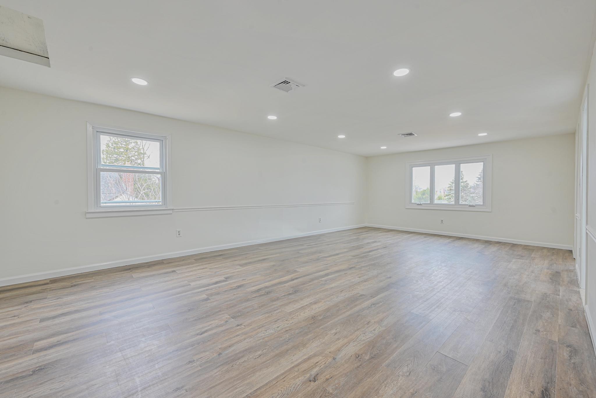 #8 photo, 100 Morris Parkway, ナッソー郡 Valley Stream , NY 11580