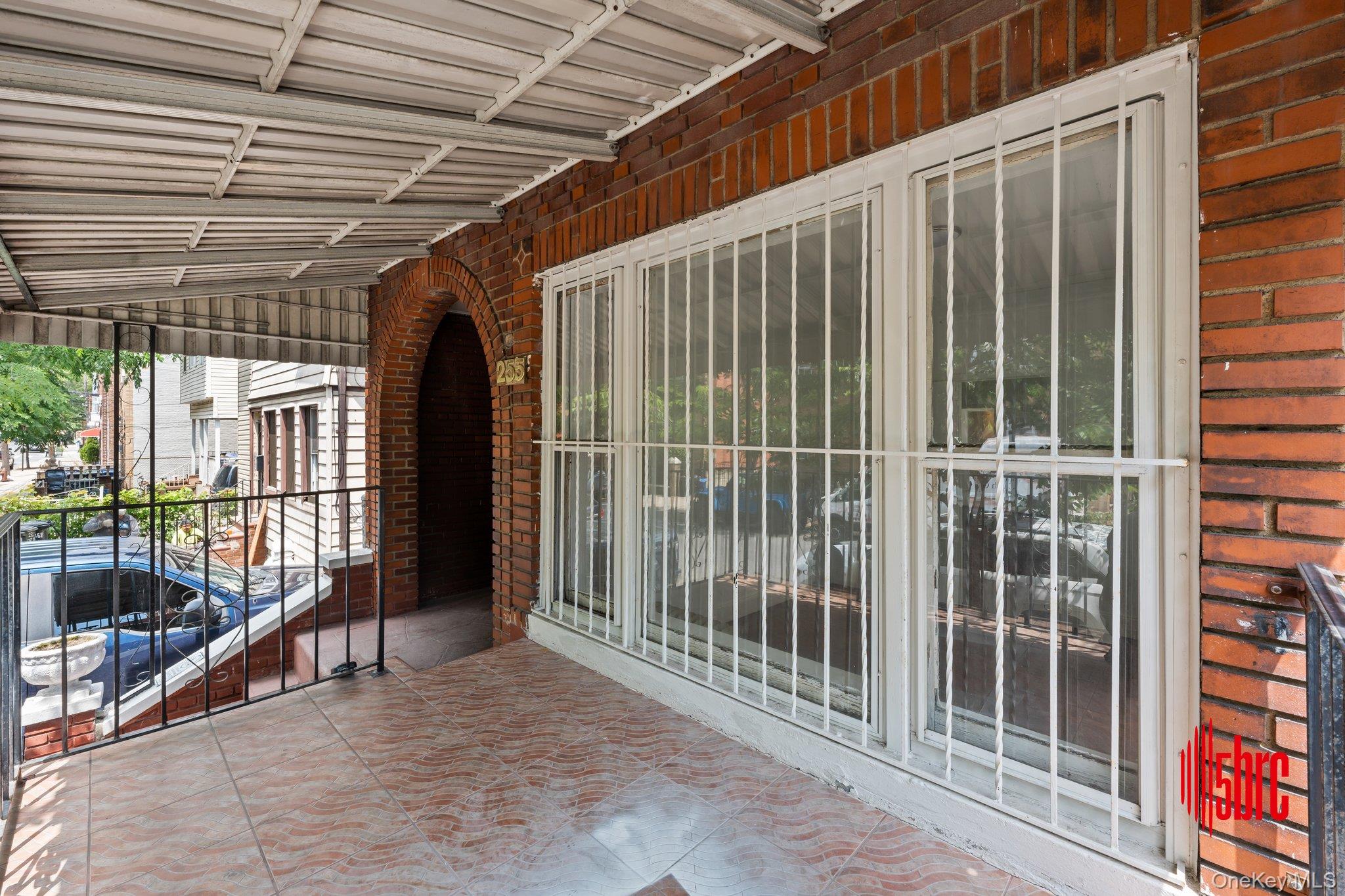 #3 photo, 255 E 55th Street, ブルックリン区 Brooklyn , NY 11203