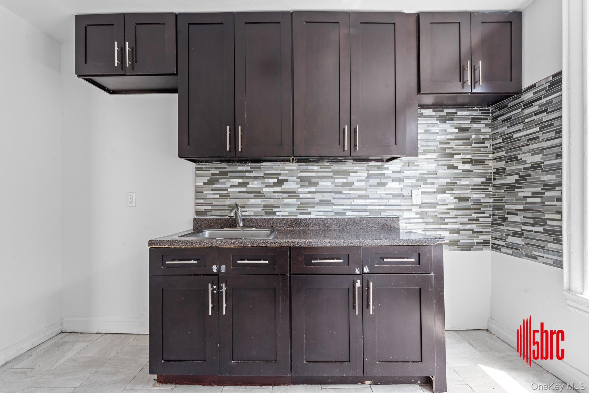 #6 photo, 255 E 55th Street, ブルックリン区 Brooklyn , NY 11203