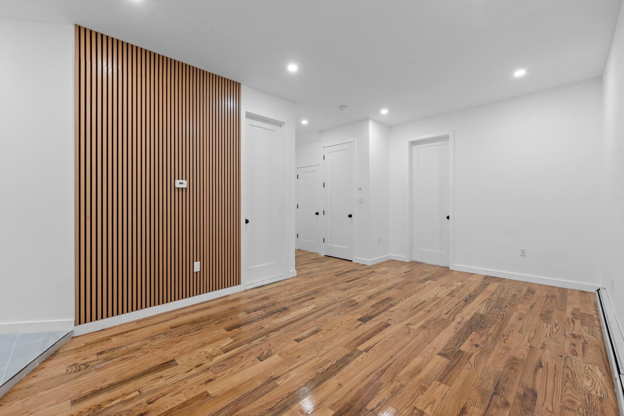 #4 photo, 346 Van Siclen Avenue, ブルックリン区 Brooklyn , NY 11207