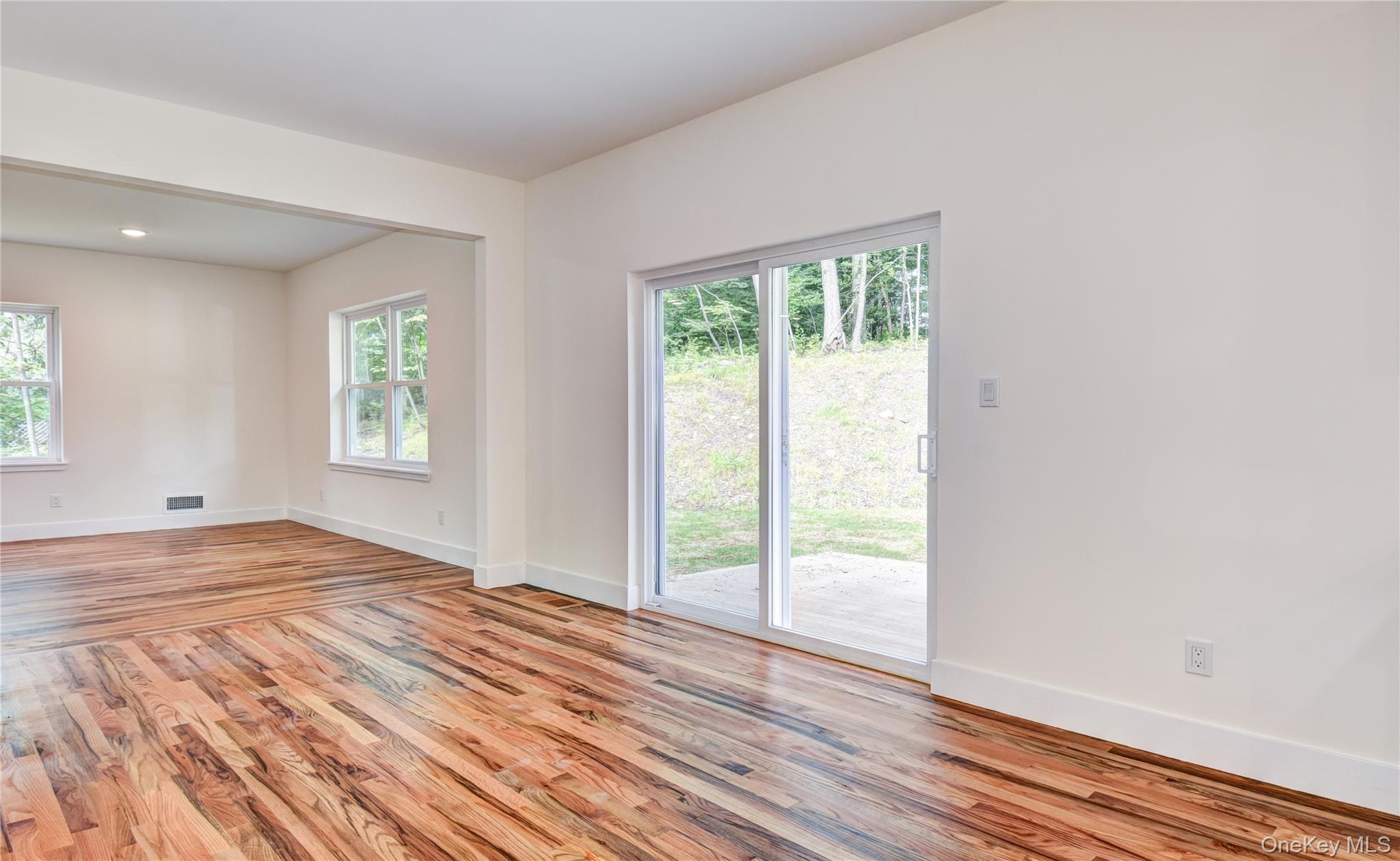 #17 photo, 17 Black Gum Court, 紐約州 Newburgh , NY 12550