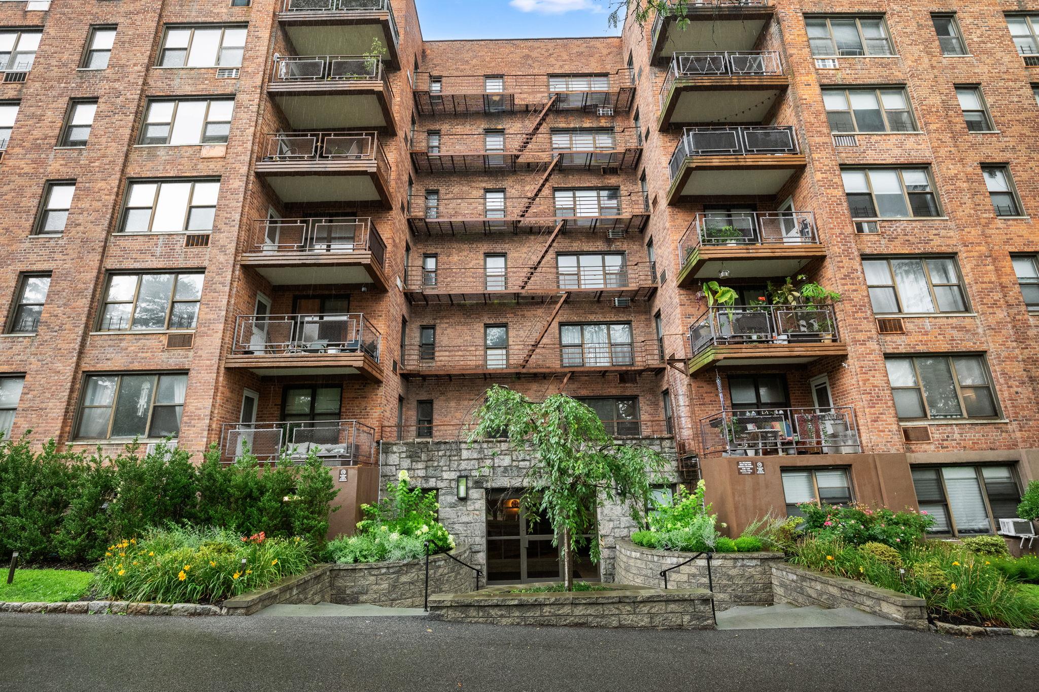 #1 photo, 117 S Highland Avenue, Ossining , NY 10562