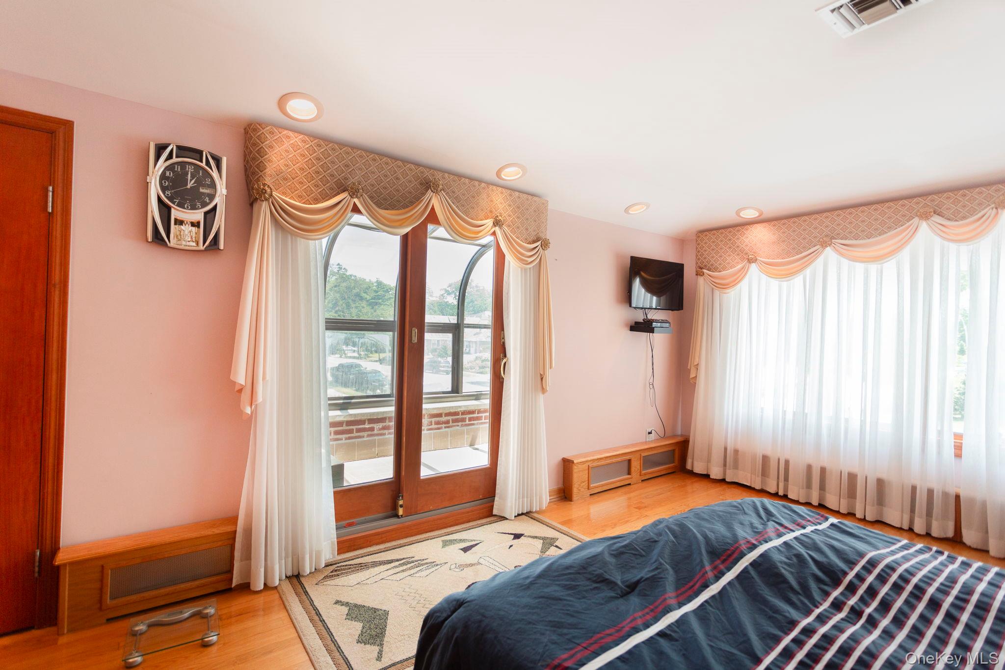 #14 photo, 183-19 69th Avenue, クイーンズ区 Fresh Meadows , NY 11366