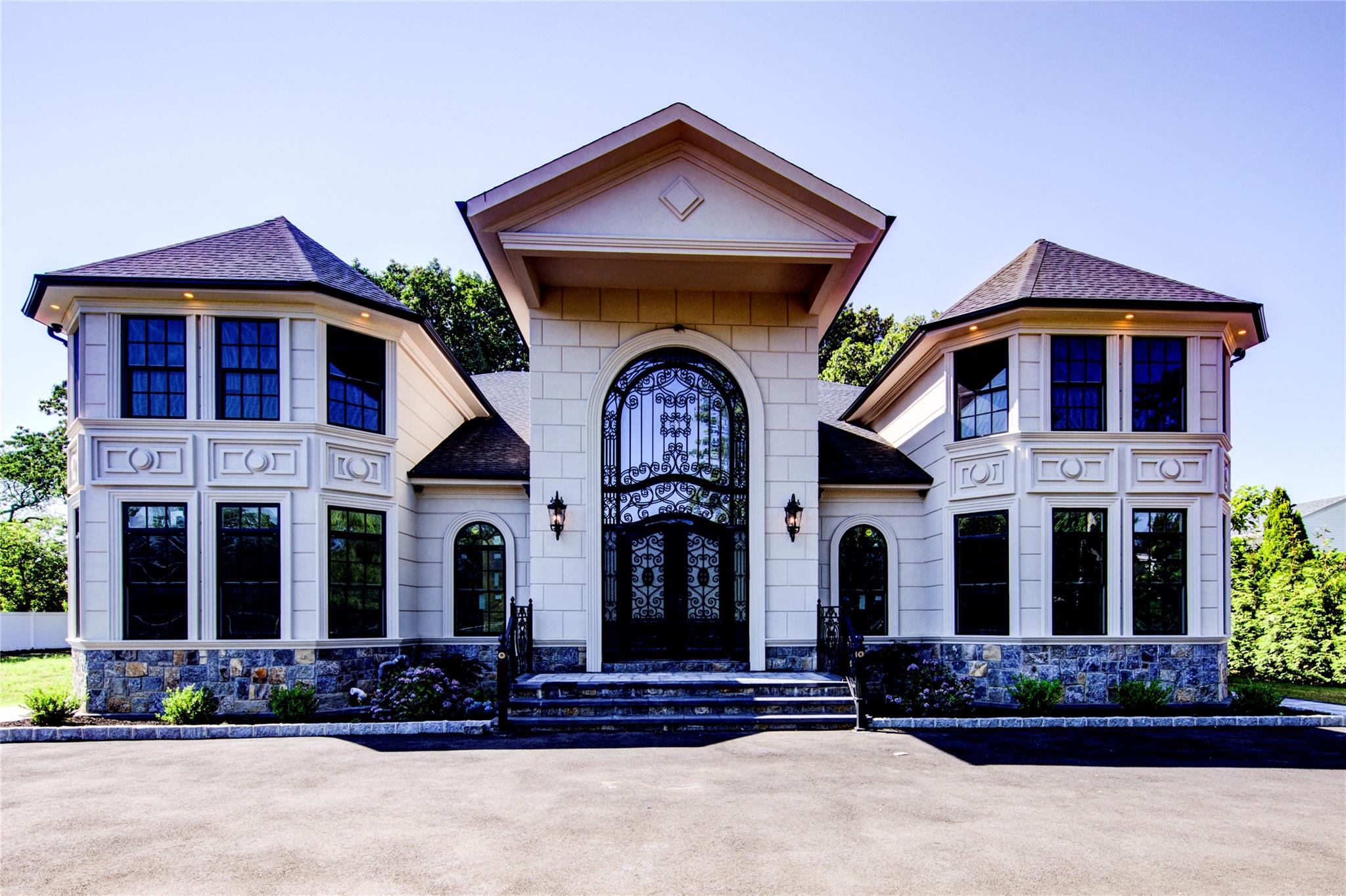 #1 photo, 51 Walter Avenue, Hicksville , NY 11801