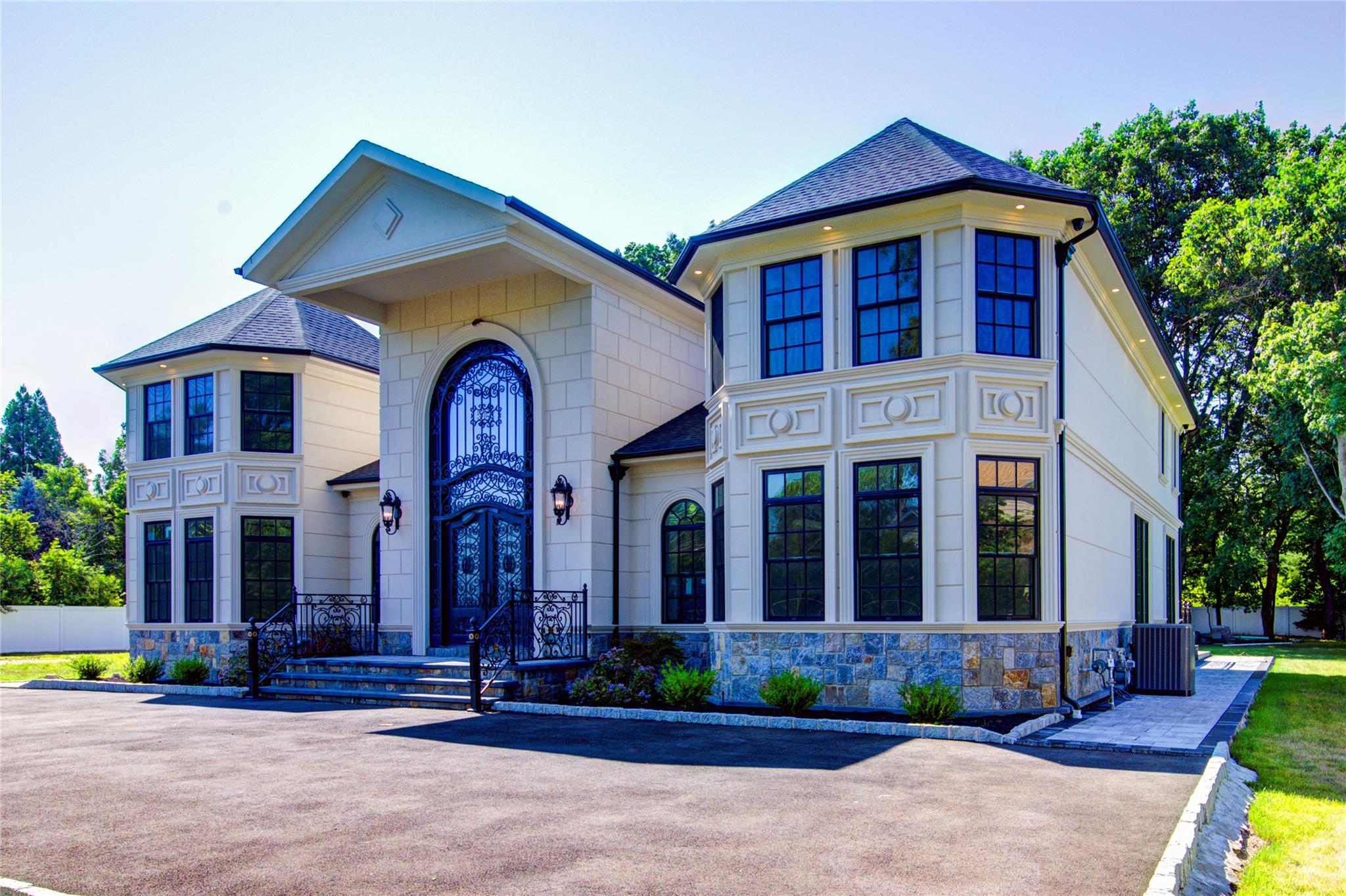 #2 photo, 51 Walter Avenue, ナッソー郡 Hicksville , NY 11801