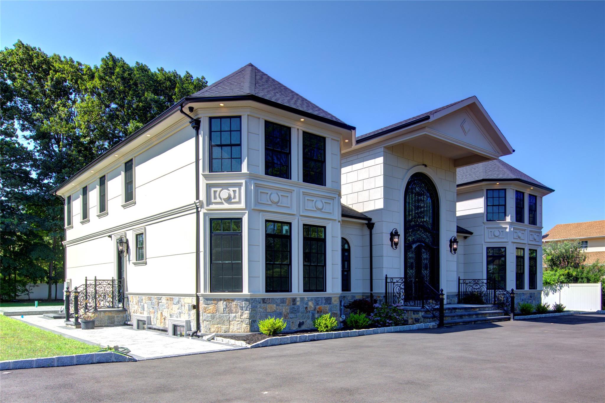 #3 photo, 51 Walter Avenue, ナッソー郡 Hicksville , NY 11801