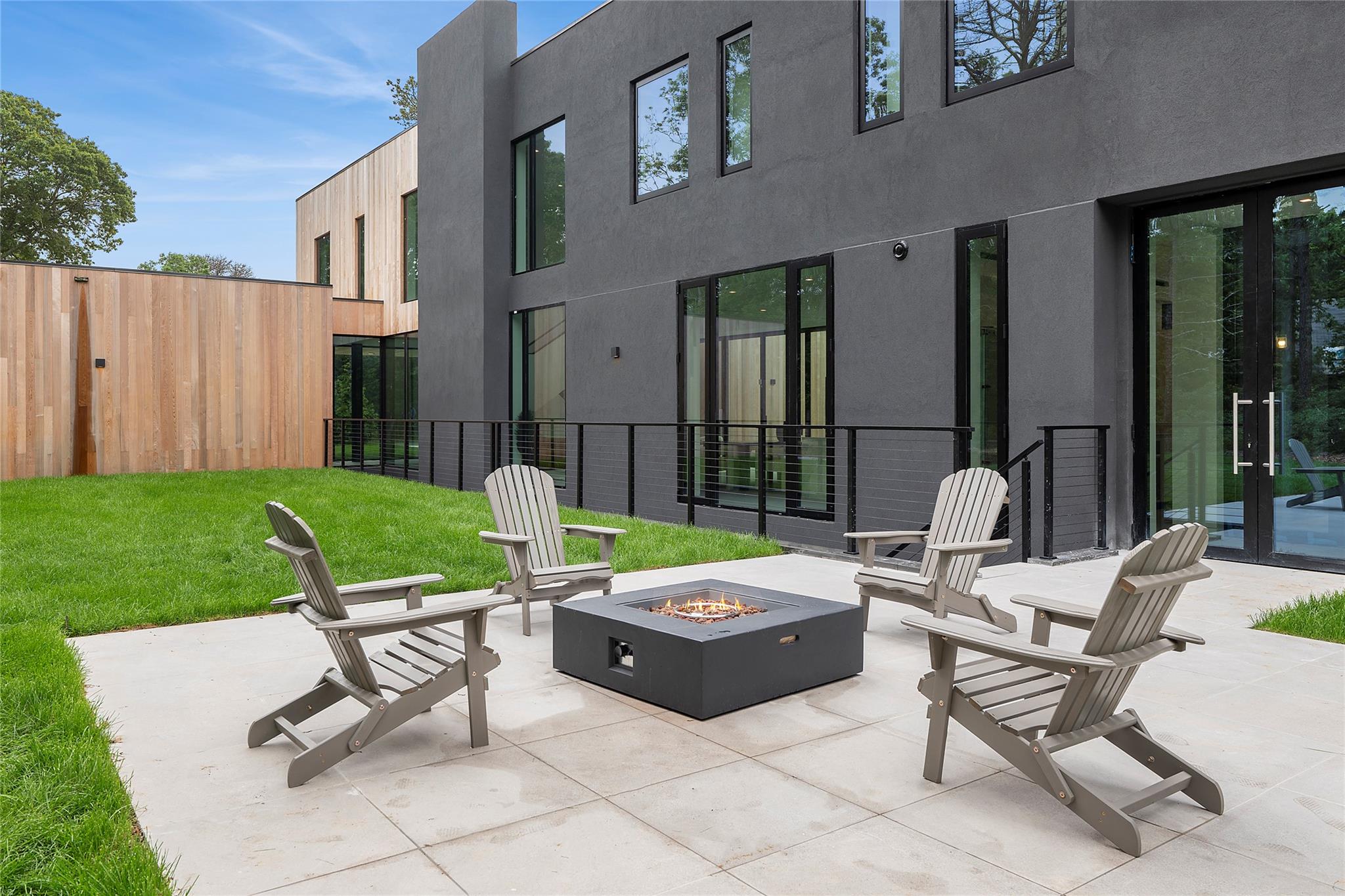 #19 photo, 9 Blue Jay Way, サフォーク郡 East Hampton , NY 11937