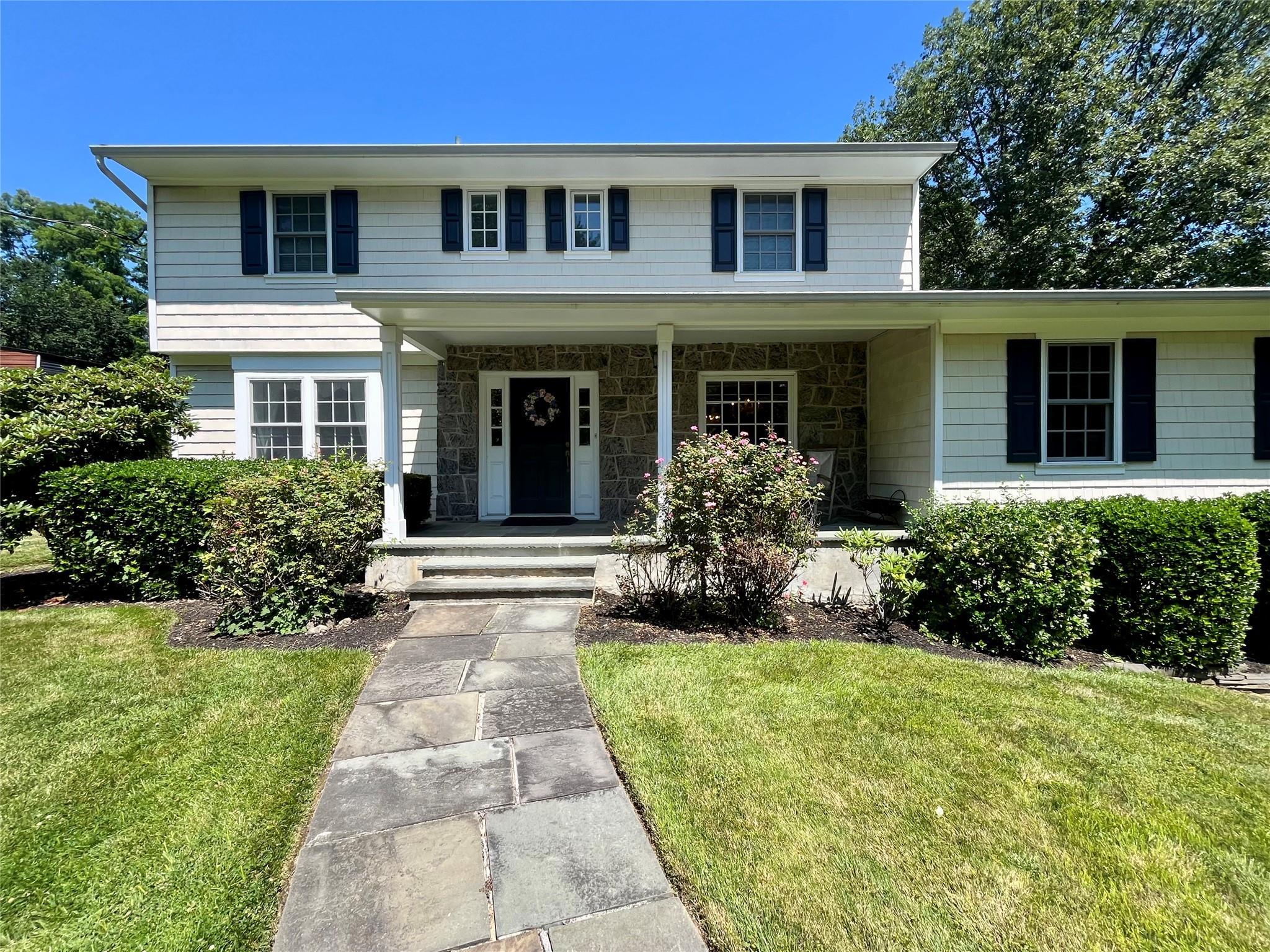 #1 photo, 17 Bittersweet Lane, Glen Cove , NY 11542