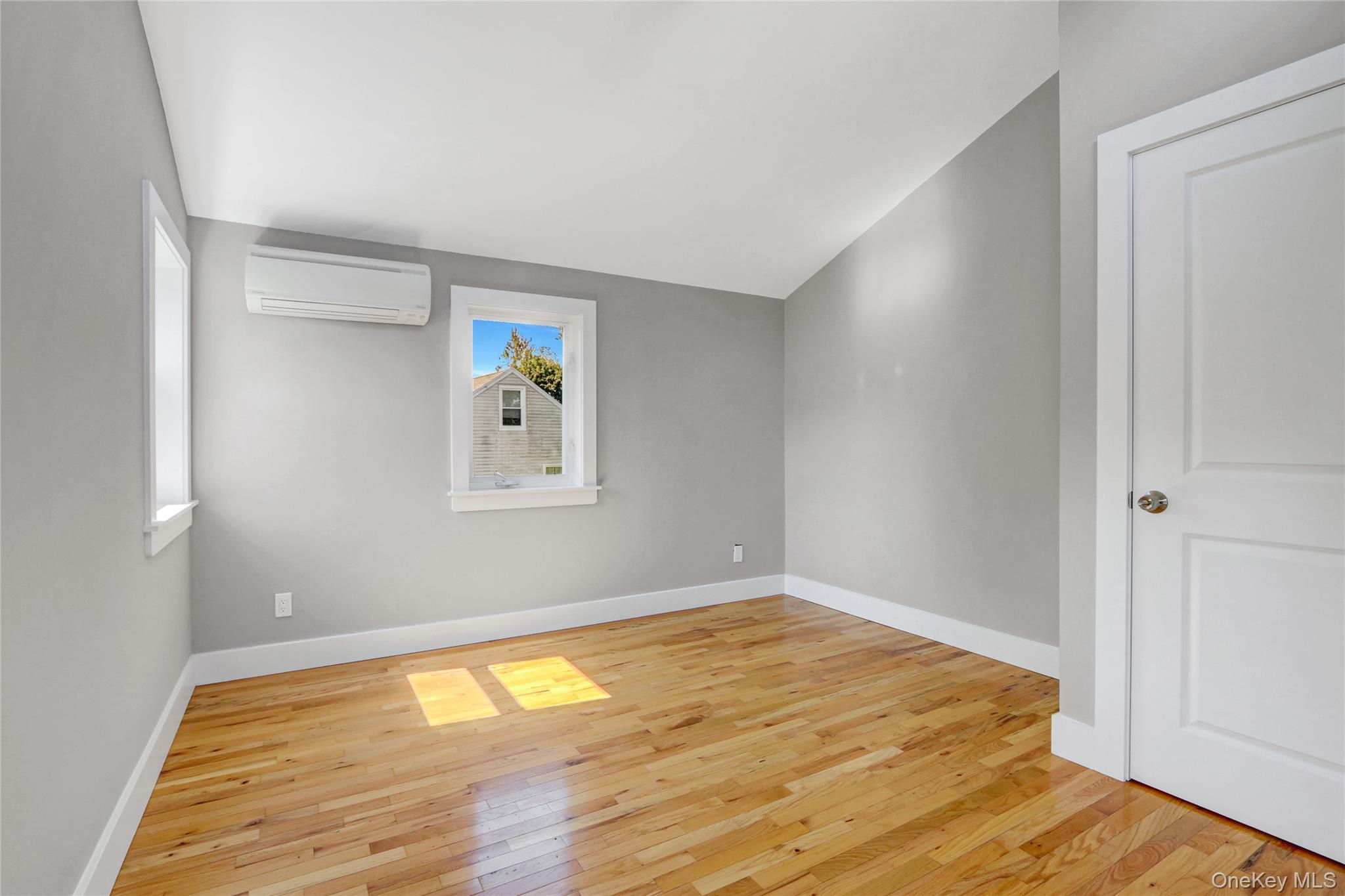 #11 photo, 74 Delaware Road, Yonkers , NY 10710