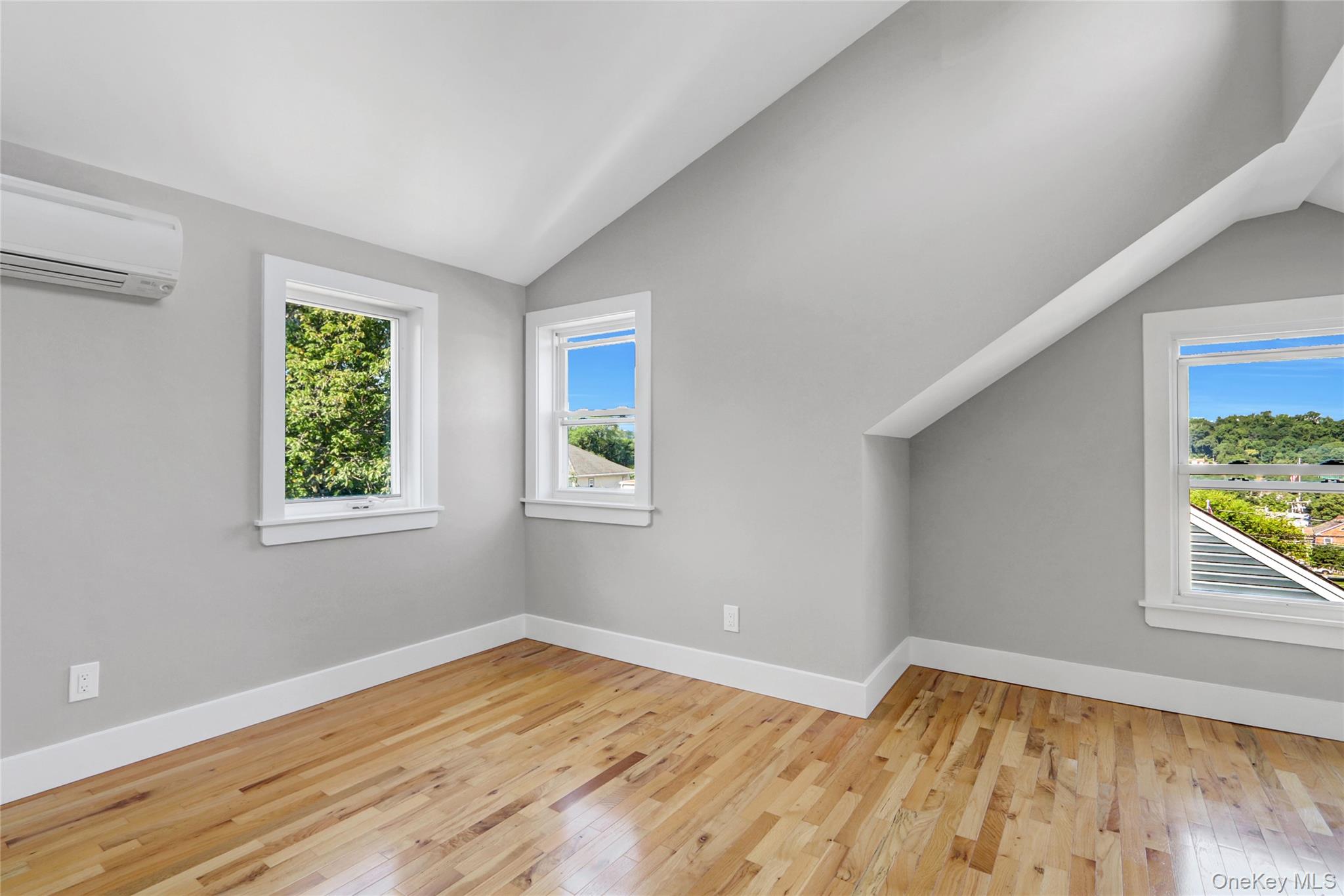 #12 photo, 74 Delaware Road, Yonkers , NY 10710