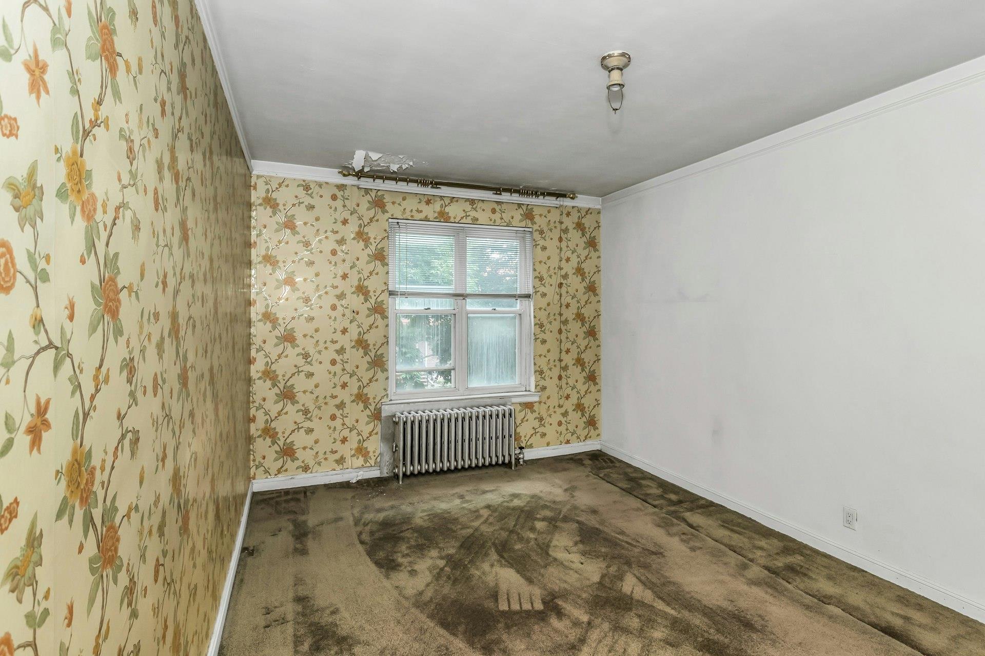 #9 photo, 32-50 77th Street, クイーンズ区 Jackson Heights , NY 11370