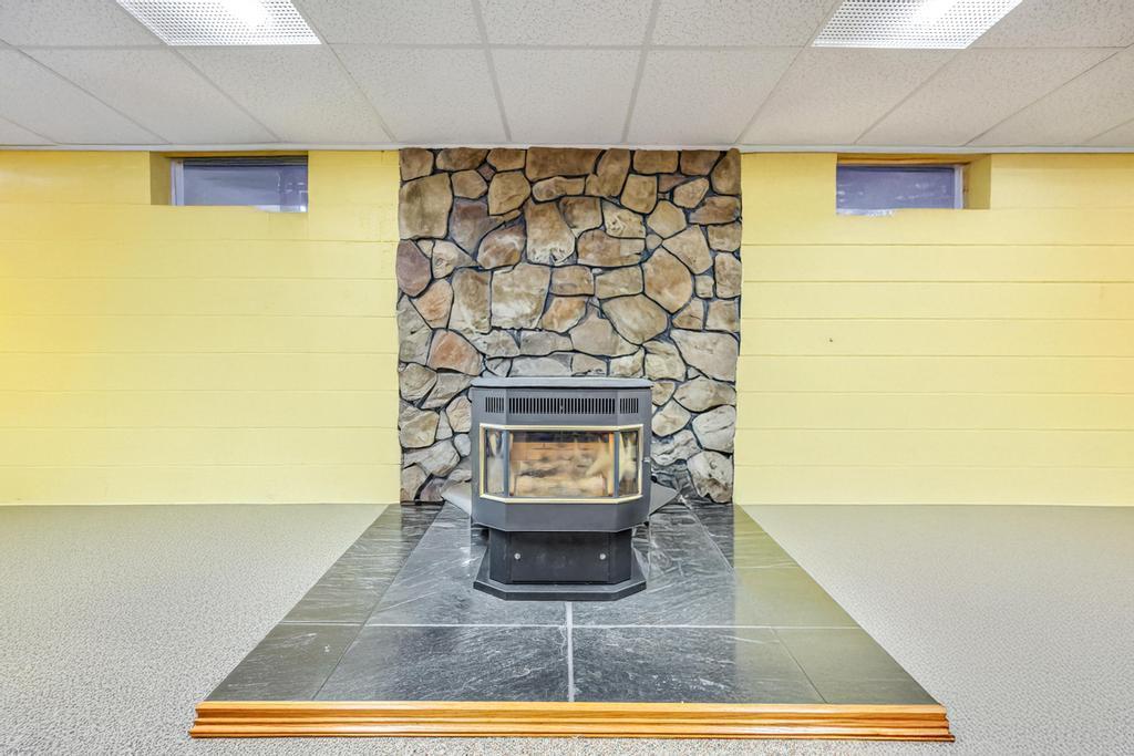 #18 photo, 64 Rockaway Street, Islip Terrace , NY 11752