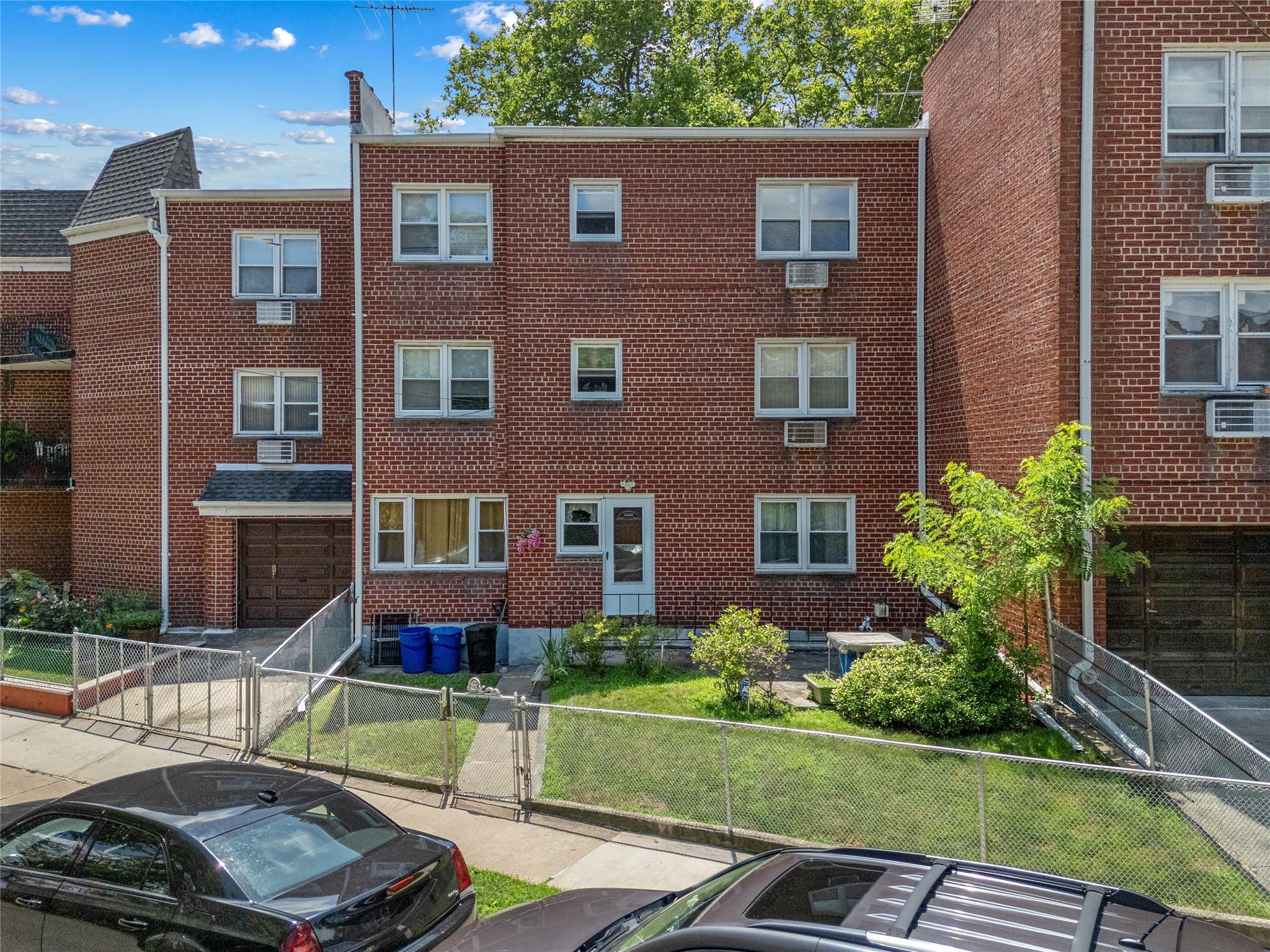 #11 photo, 85-45 Abingdon Road, クイーンズ区 Kew Gardens , NY 11415