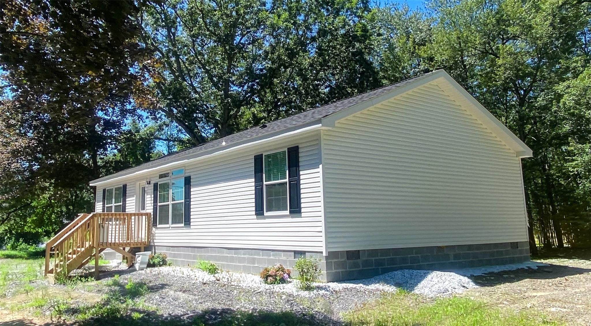 #1 photo, 241 Upper North Road, Highland , NY 12528