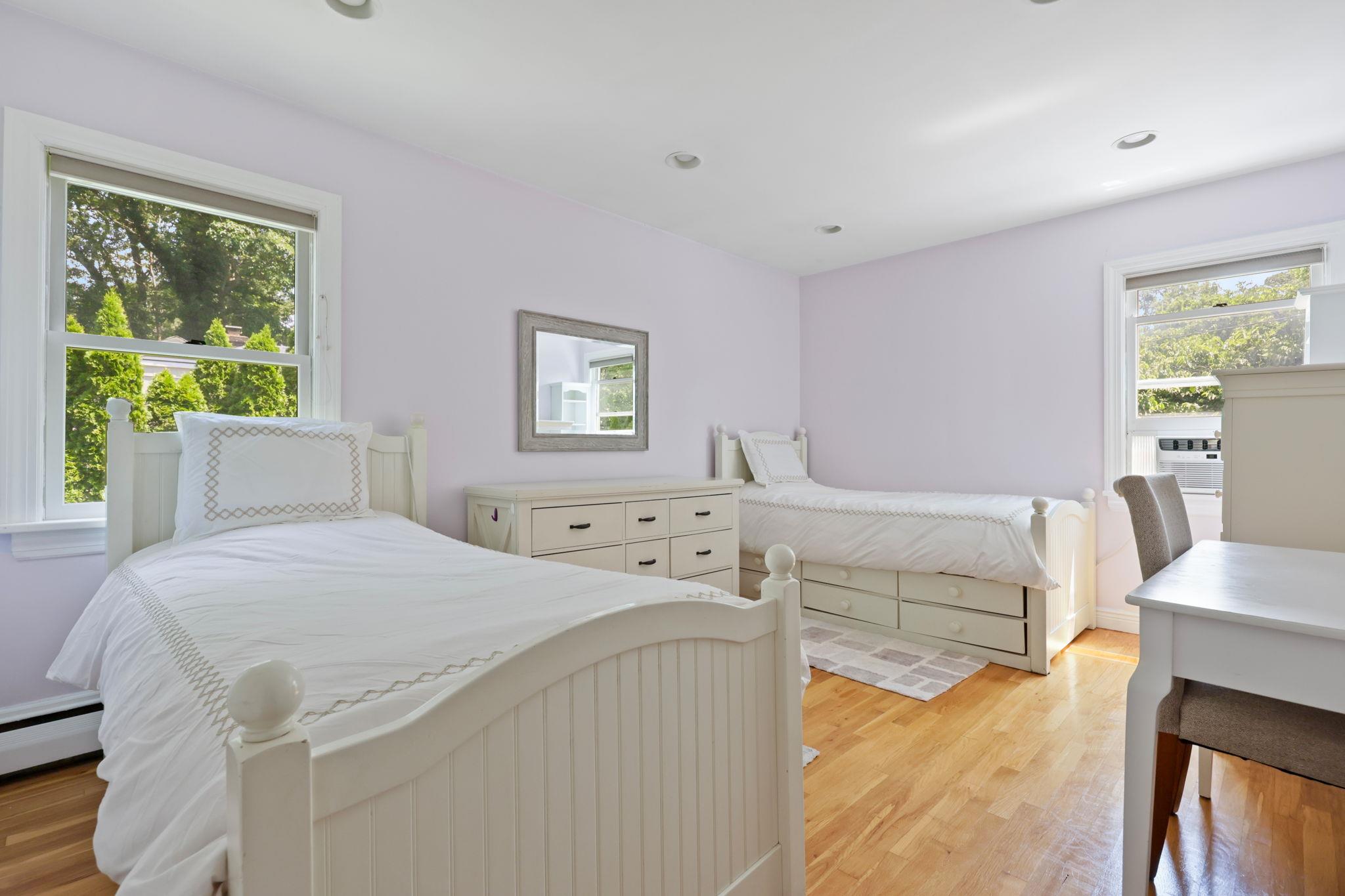 #14 photo, 54 Claremont Road, 뉴욕주 Scarsdale , NY 10583