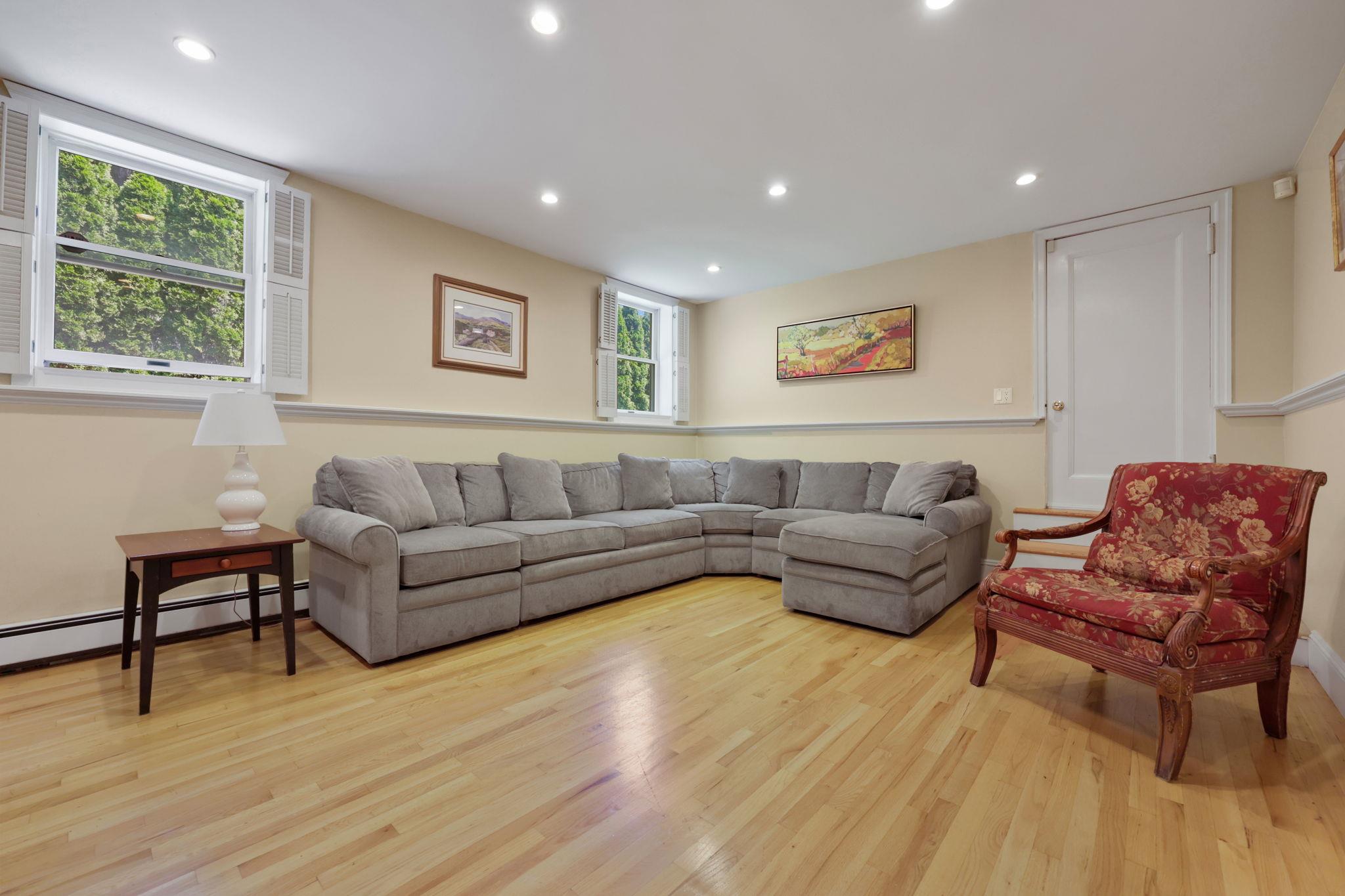 #19 photo, 54 Claremont Road, 뉴욕주 Scarsdale , NY 10583