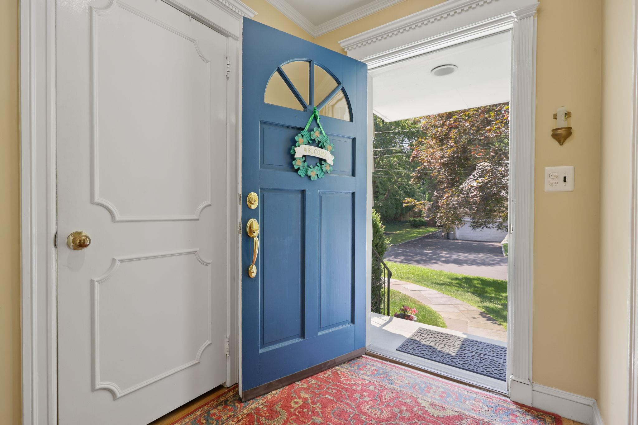 #2 photo, 54 Claremont Road, 뉴욕주 Scarsdale , NY 10583