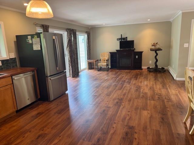 #13 photo, 5 Franklin Road, سوفولك Sound Beach , NY 11789