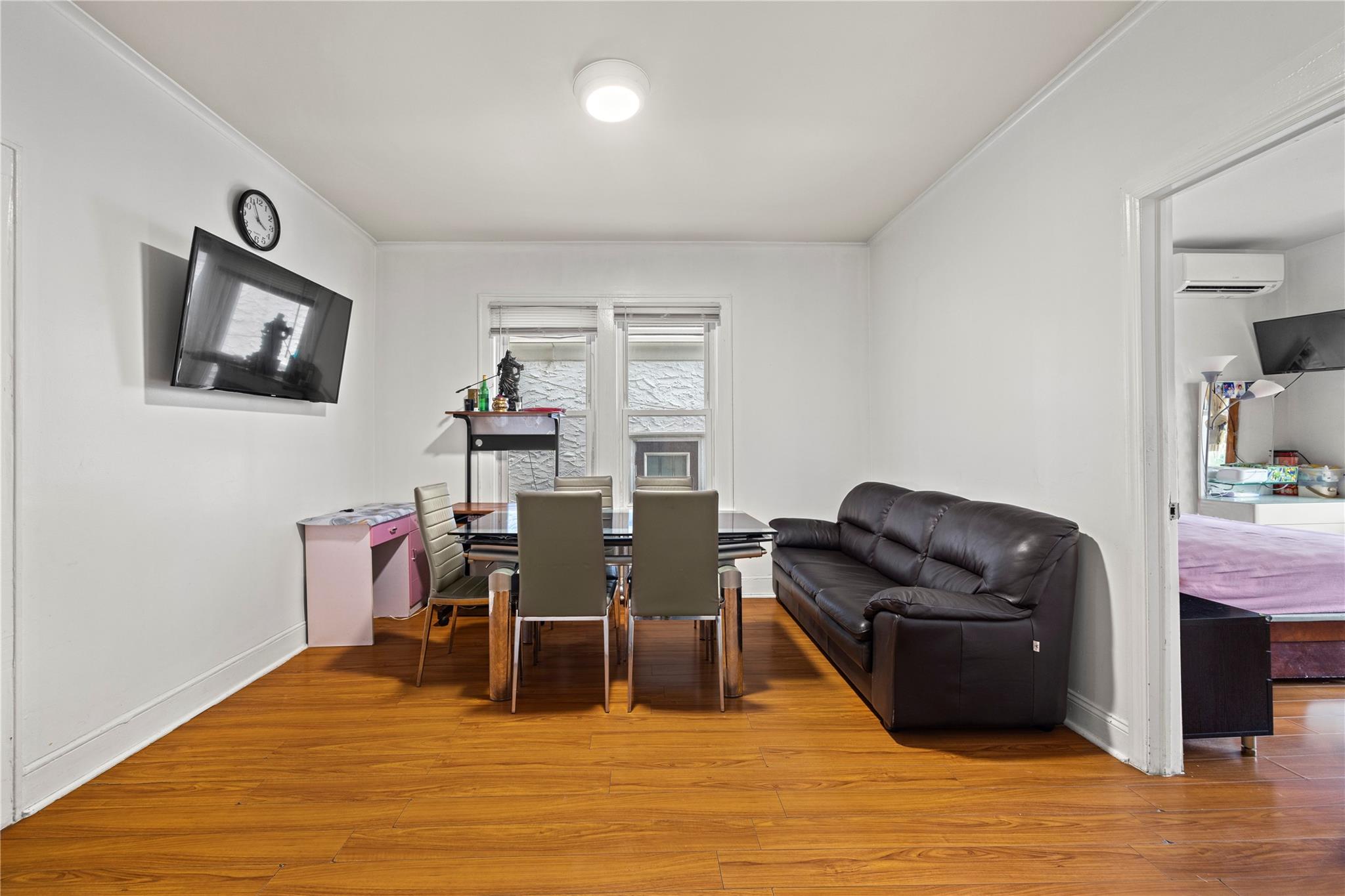 #2 photo, 12141 6th Avenue, クイーンズ区 College Point , NY 11356