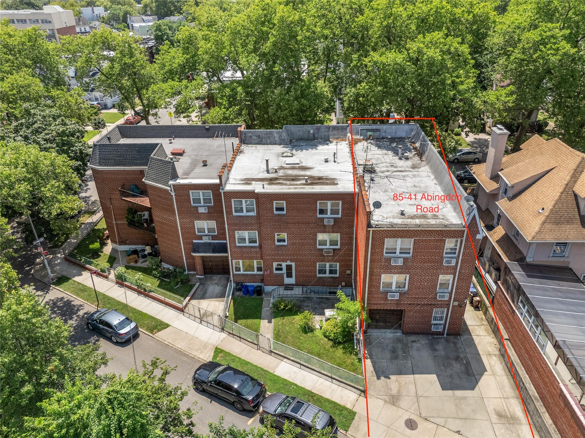 #2 photo, 8541 Abingdon Road, クイーンズ区 Kew Gardens , NY 11415