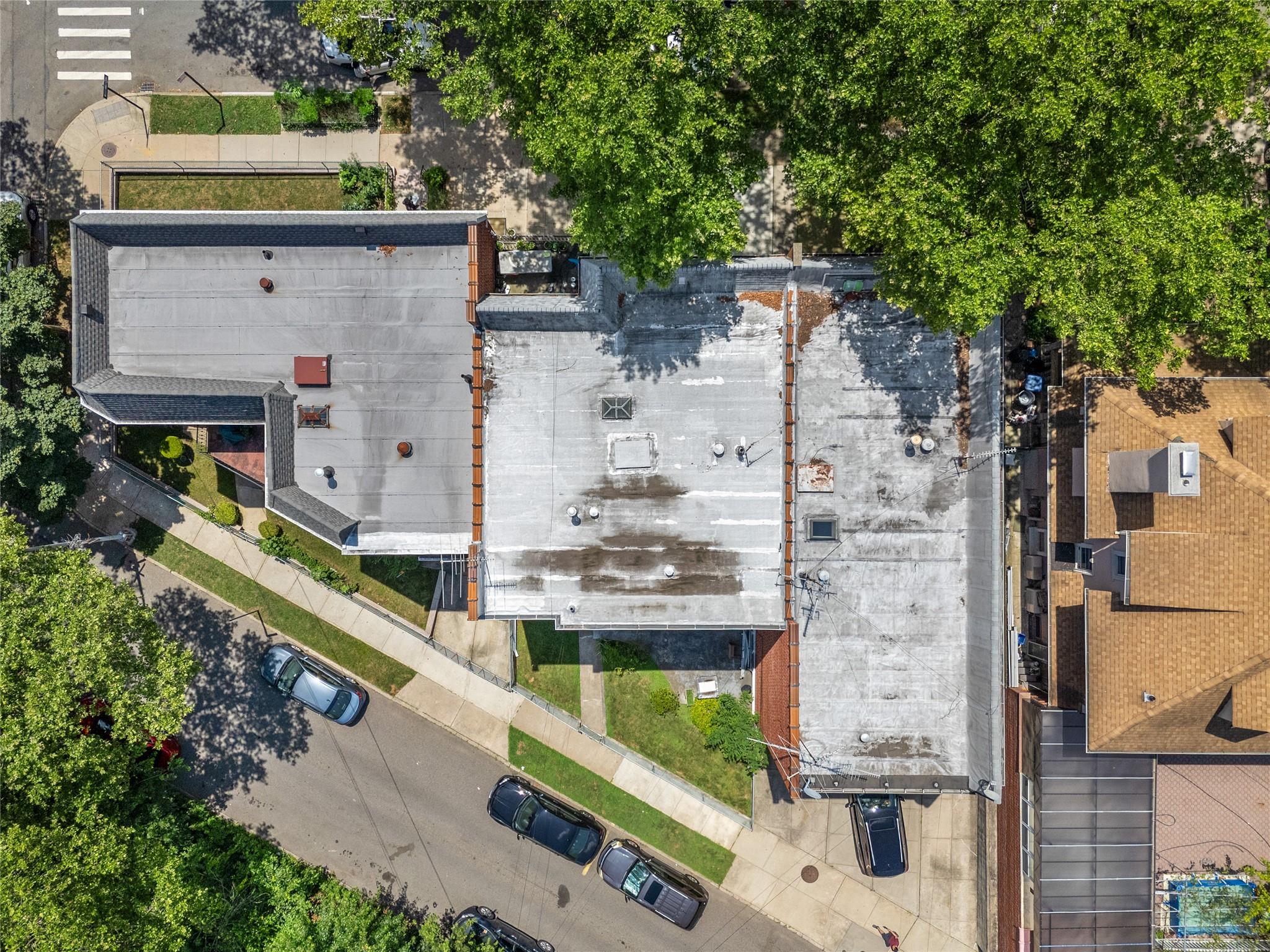 #3 photo, 8541 Abingdon Road, クイーンズ区 Kew Gardens , NY 11415