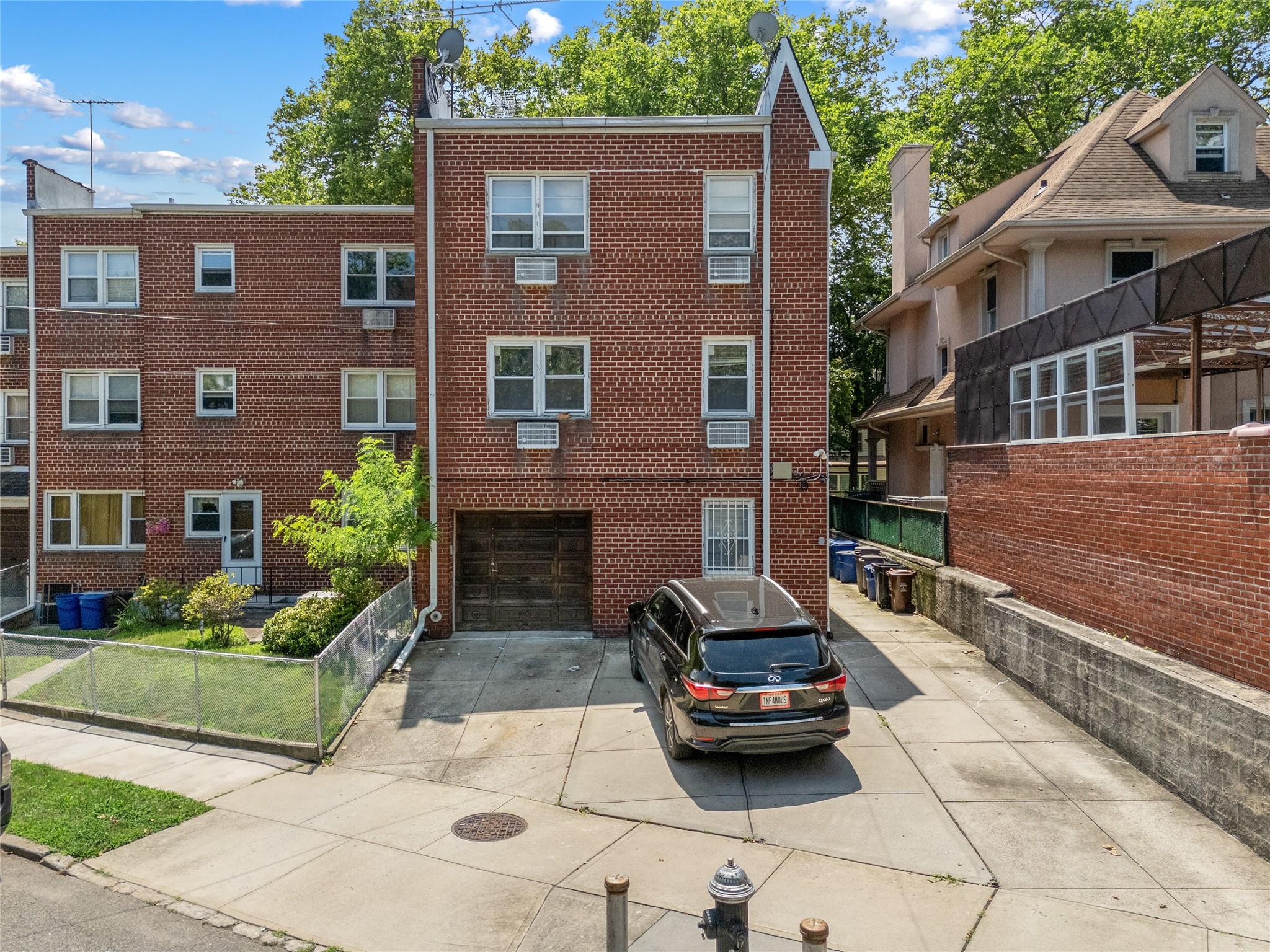 #8 photo, 8541 Abingdon Road, クイーンズ区 Kew Gardens , NY 11415