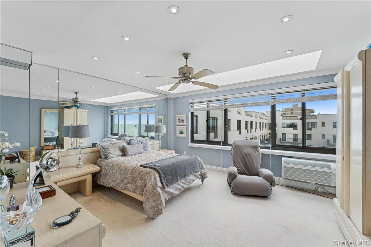 #14 photo, 100 W Broadway, 長島 長灘 Long Beach , NY 11561