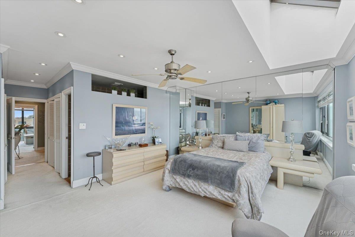 #15 photo, 100 W Broadway, 長島 長灘 Long Beach , NY 11561