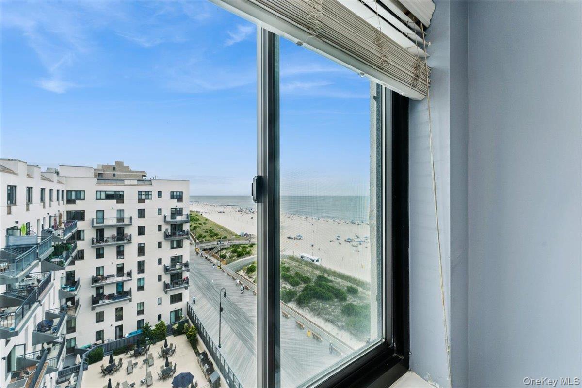 #19 photo, 100 W Broadway, 長島 長灘 Long Beach , NY 11561