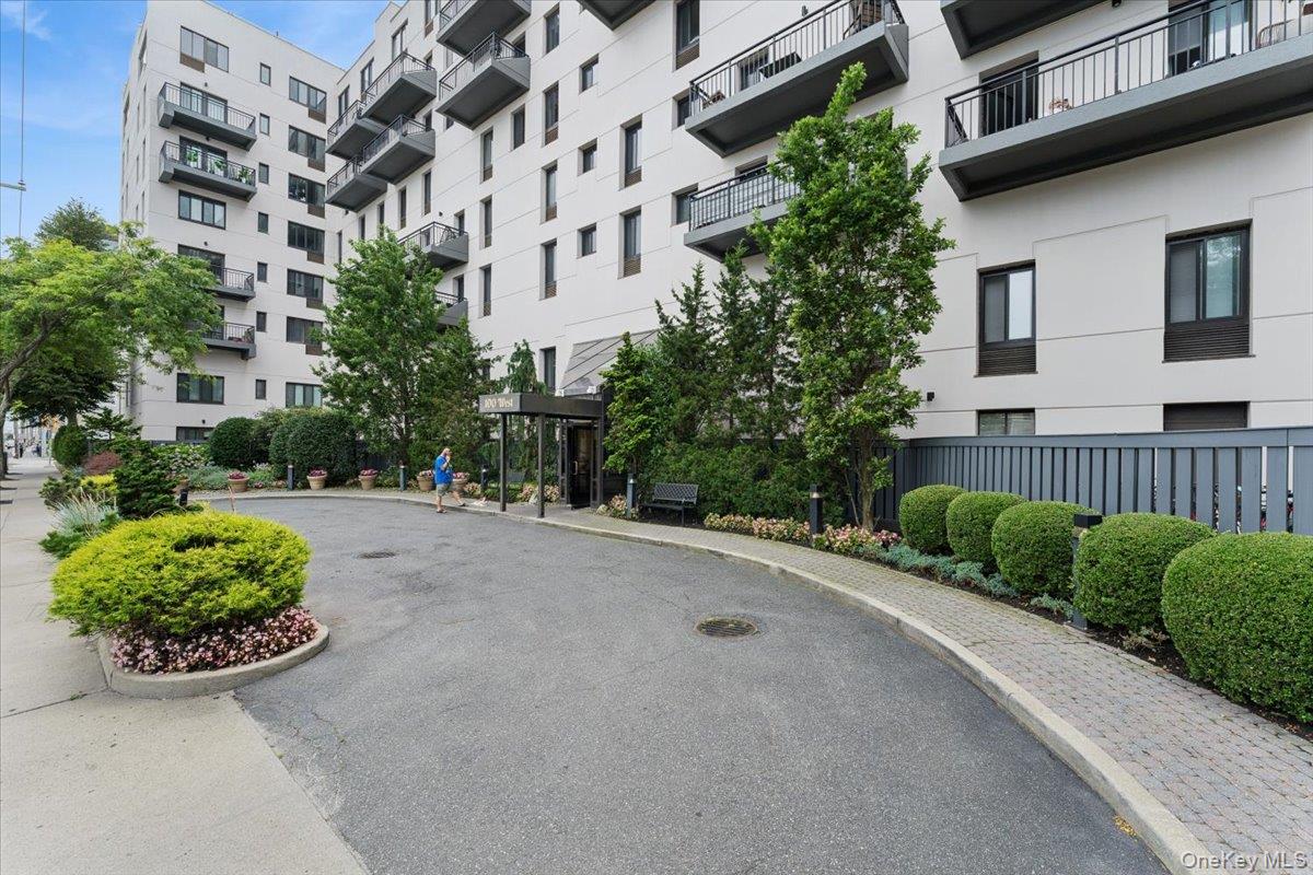 #2 photo, 100 W Broadway, 長島 長灘 Long Beach , NY 11561