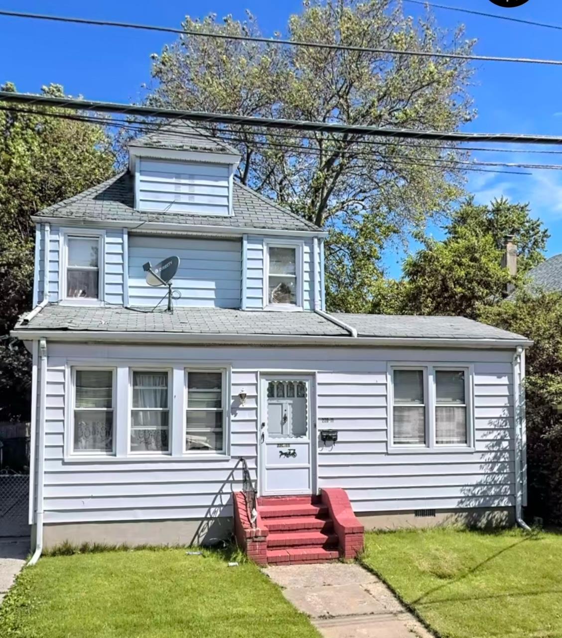 #1 photo, 220-11 94 Drive, Jamaica , NY 11428