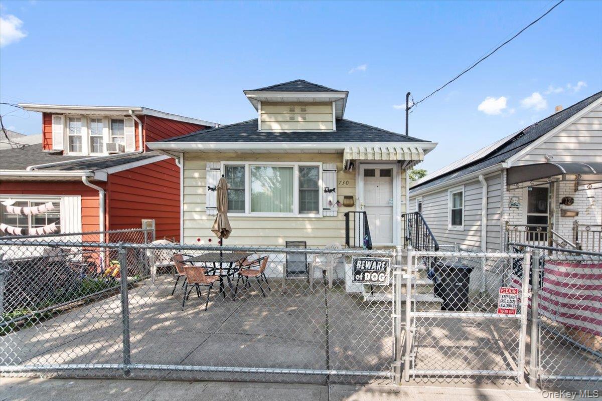 #2 photo, 730 Logan Avenue, ブロンクス区 Bronx , NY 10465