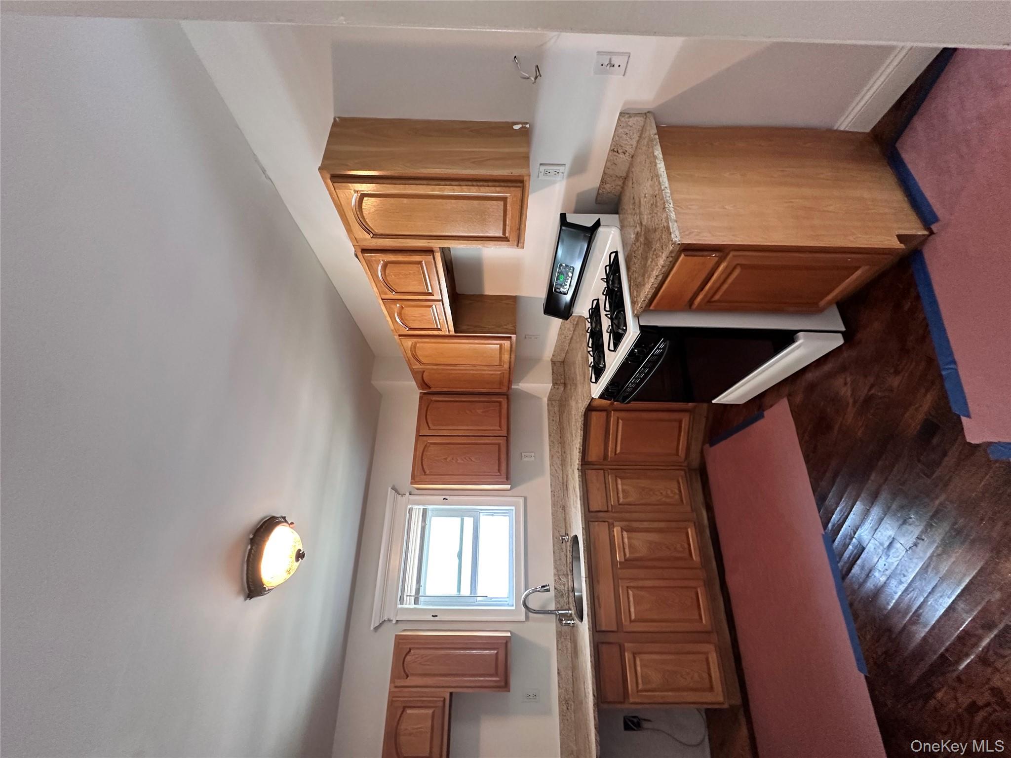 #16 photo, 31 ROGER Street, Tuckahoe , NY 10707